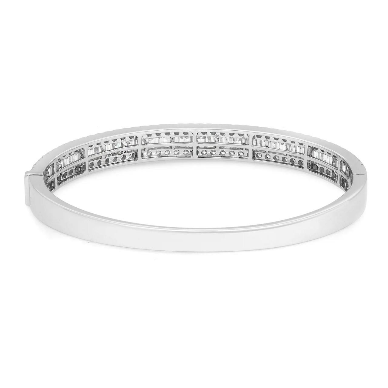Modern 3.12 Carat Baguette & Round-Cut Diamond Bangle Bracelet 18K White Gold For Sale