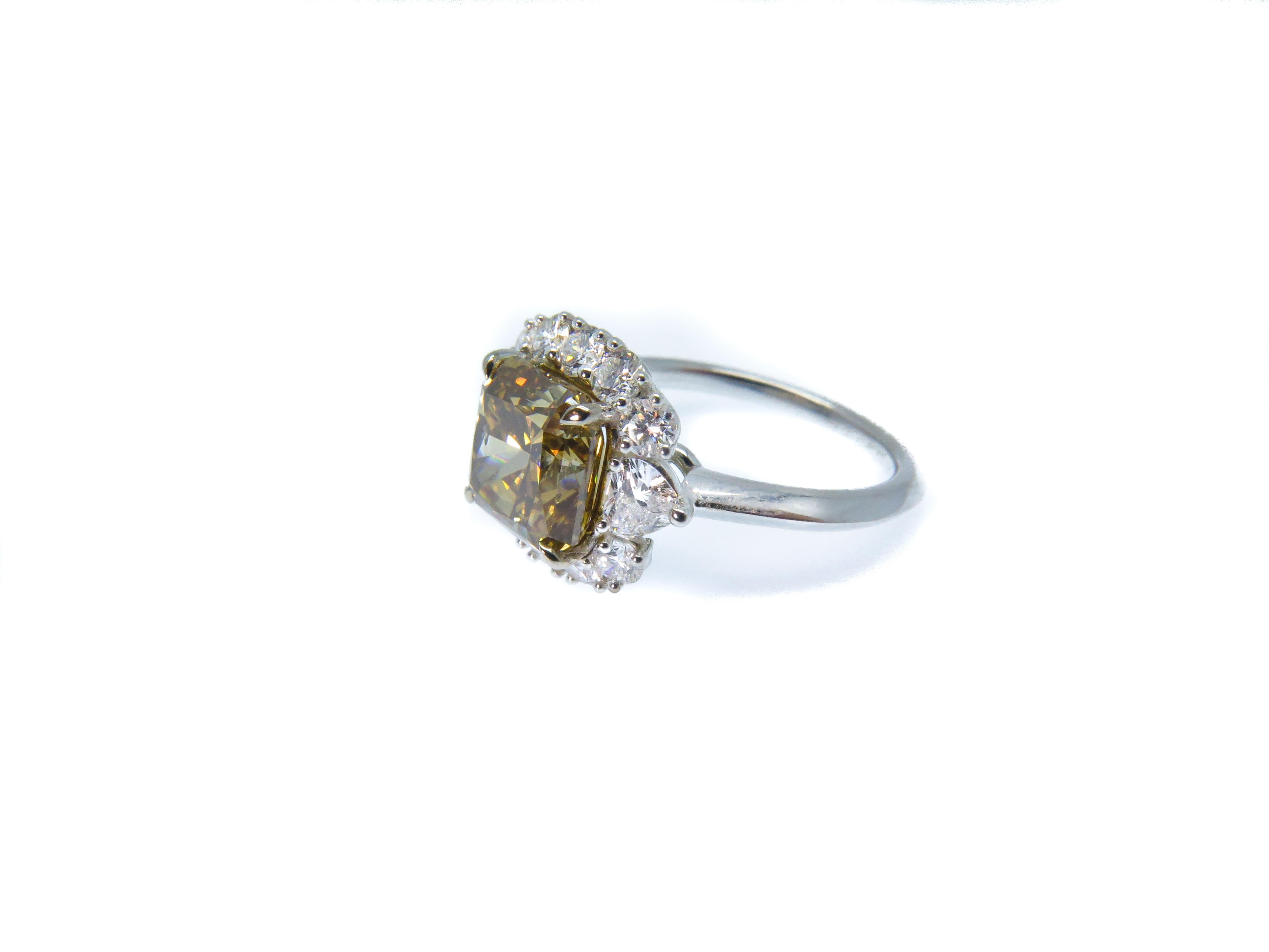 Modern 18 Karat Rose Gold 3.12 Carat Fancy Deep Yellow Brown Radiant Cut Diamond Ring For Sale