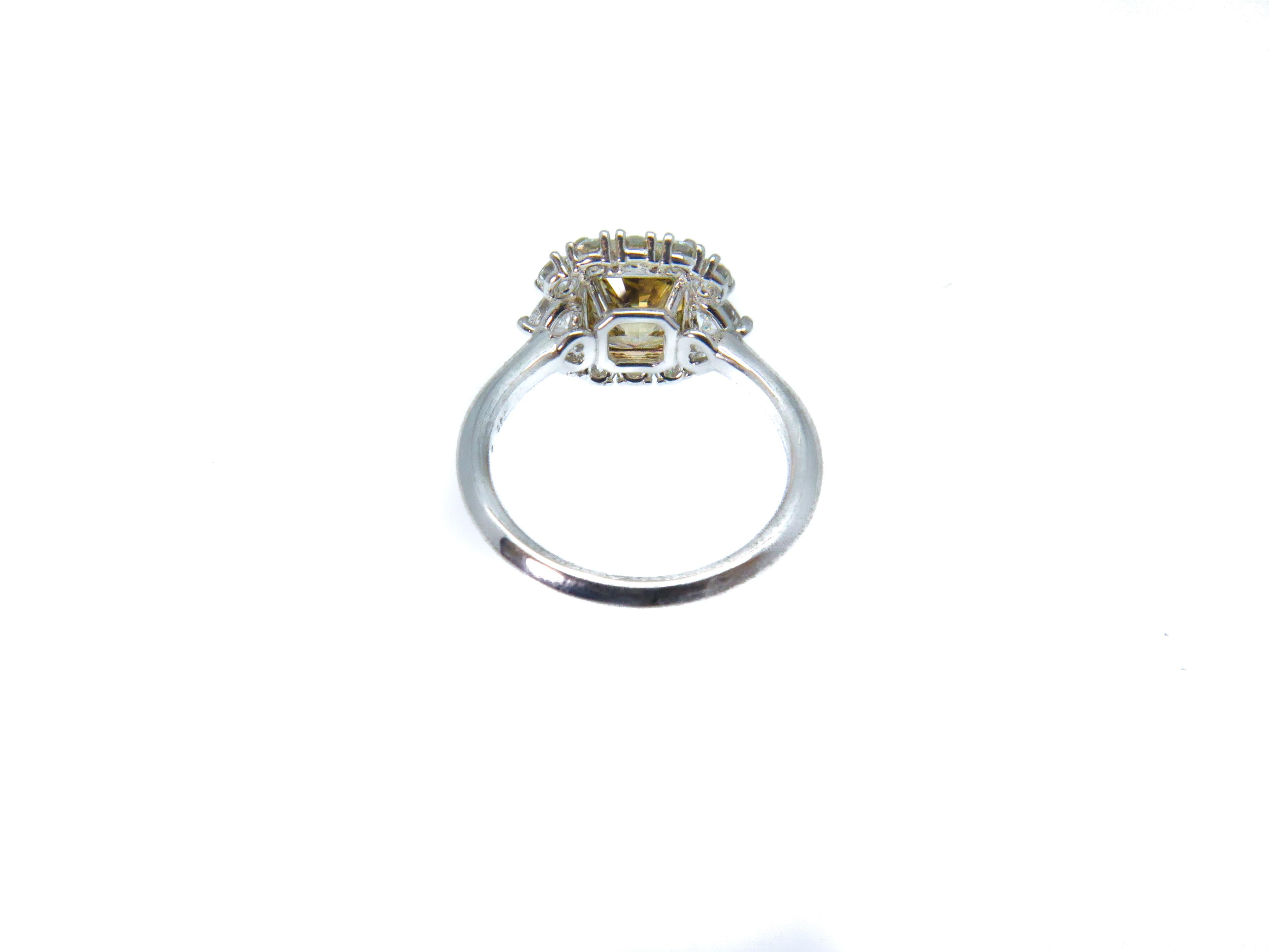 18 Karat Rose Gold 3.12 Carat Fancy Deep Yellow Brown Radiant Cut Diamond Ring In New Condition For Sale In London, GB