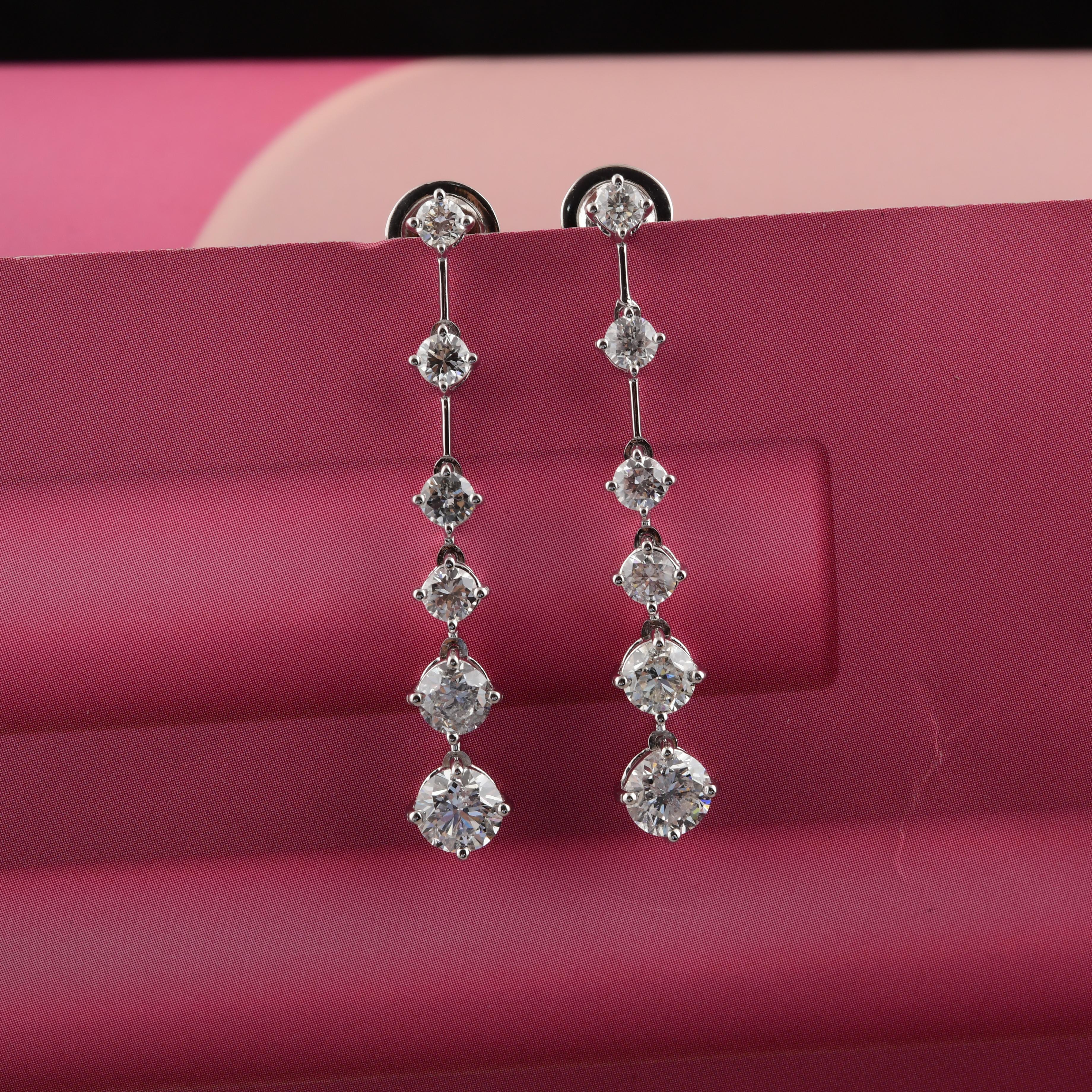 3,12 quilates SI Claridad HI Color Pendientes de diamantes graduados Oro blanco de 14 quilates Corte redondo en venta