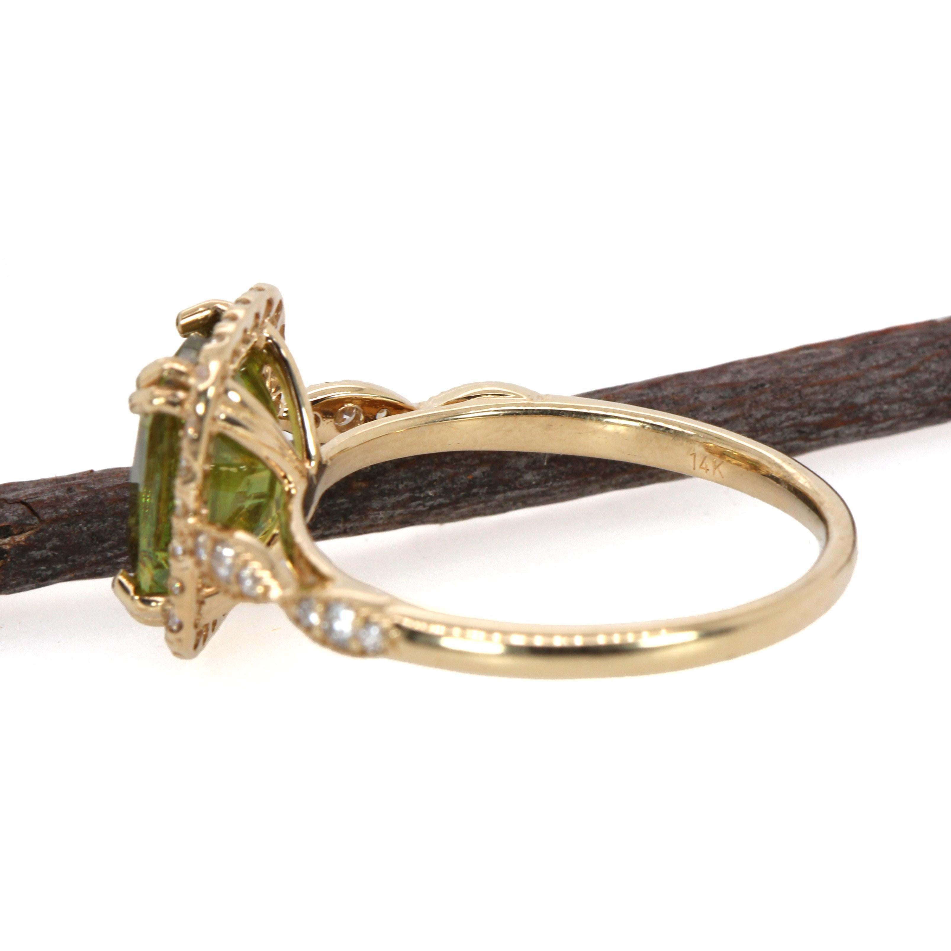 3.12 Carat Sphene Ring with Natural Diamond Accents in Solid 14K Gold  CU 9x7mm In New Condition For Sale In Columbus, OH