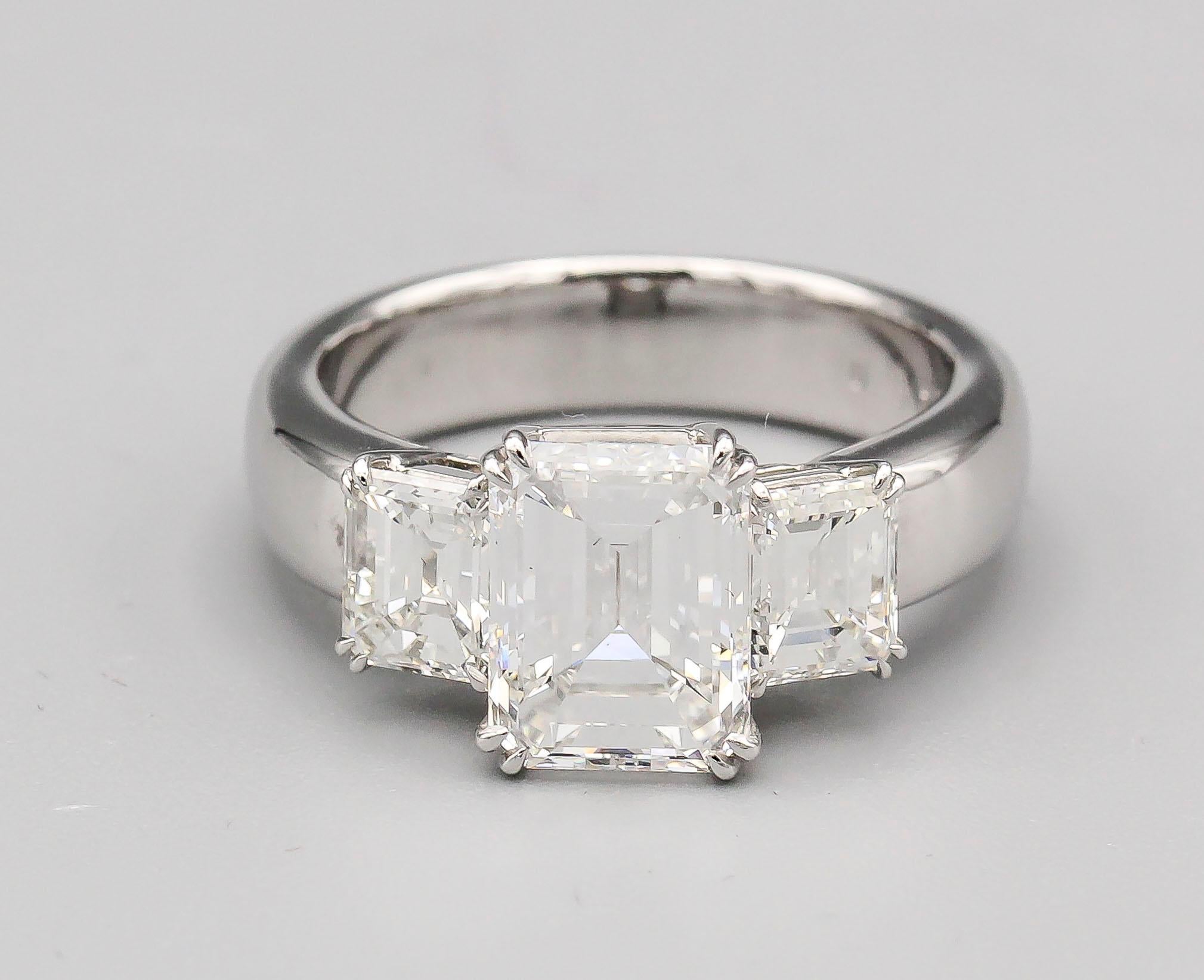Emerald Cut 3.12 E/VVS1 Carat Emerald-Cut Diamond Platinum 3 Stone Ring