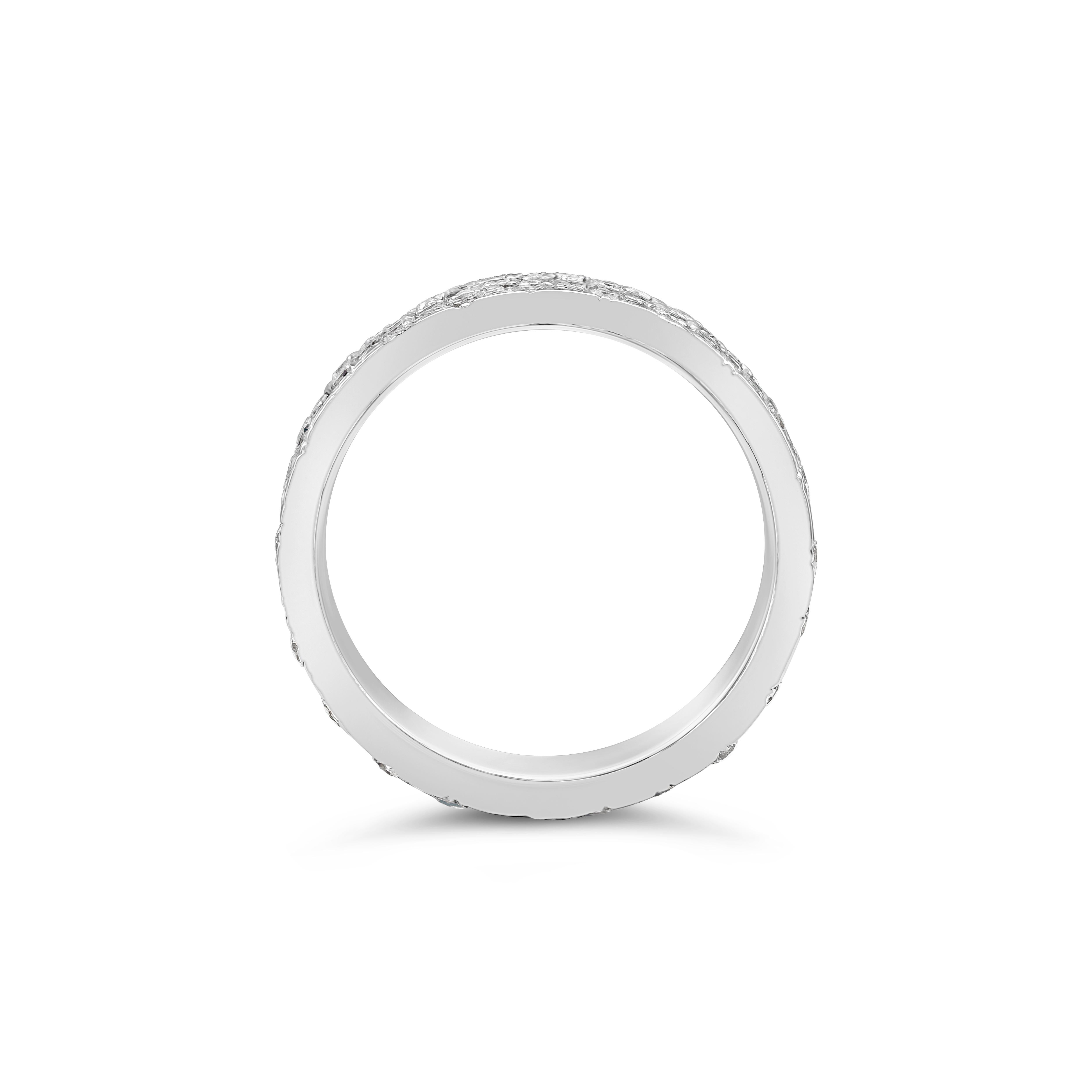 Contemporary 3.12 Total Carats Micro-pave Round Diamond Wide Fashion Ring in White Gold For Sale