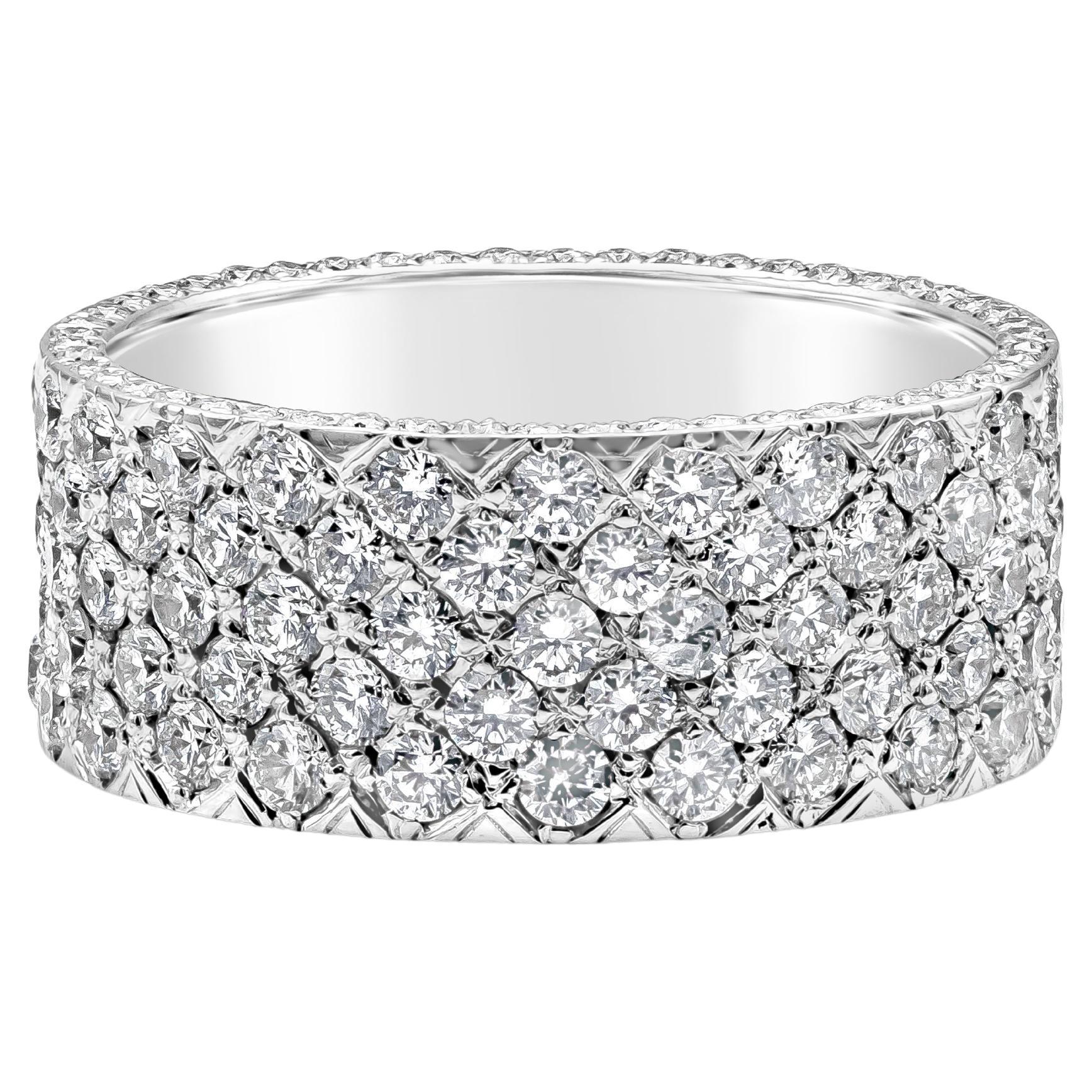 Bague à la mode large en or blanc avec diamants ronds micro-pavés de 3,12 carats au total