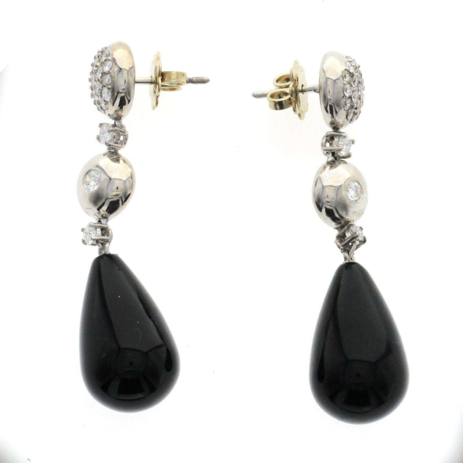 31.24 CT Natural Black Onyx & 0.86 CT Diamonds in 18K White Gold Drop Earrings In New Condition In Los Angeles, CA