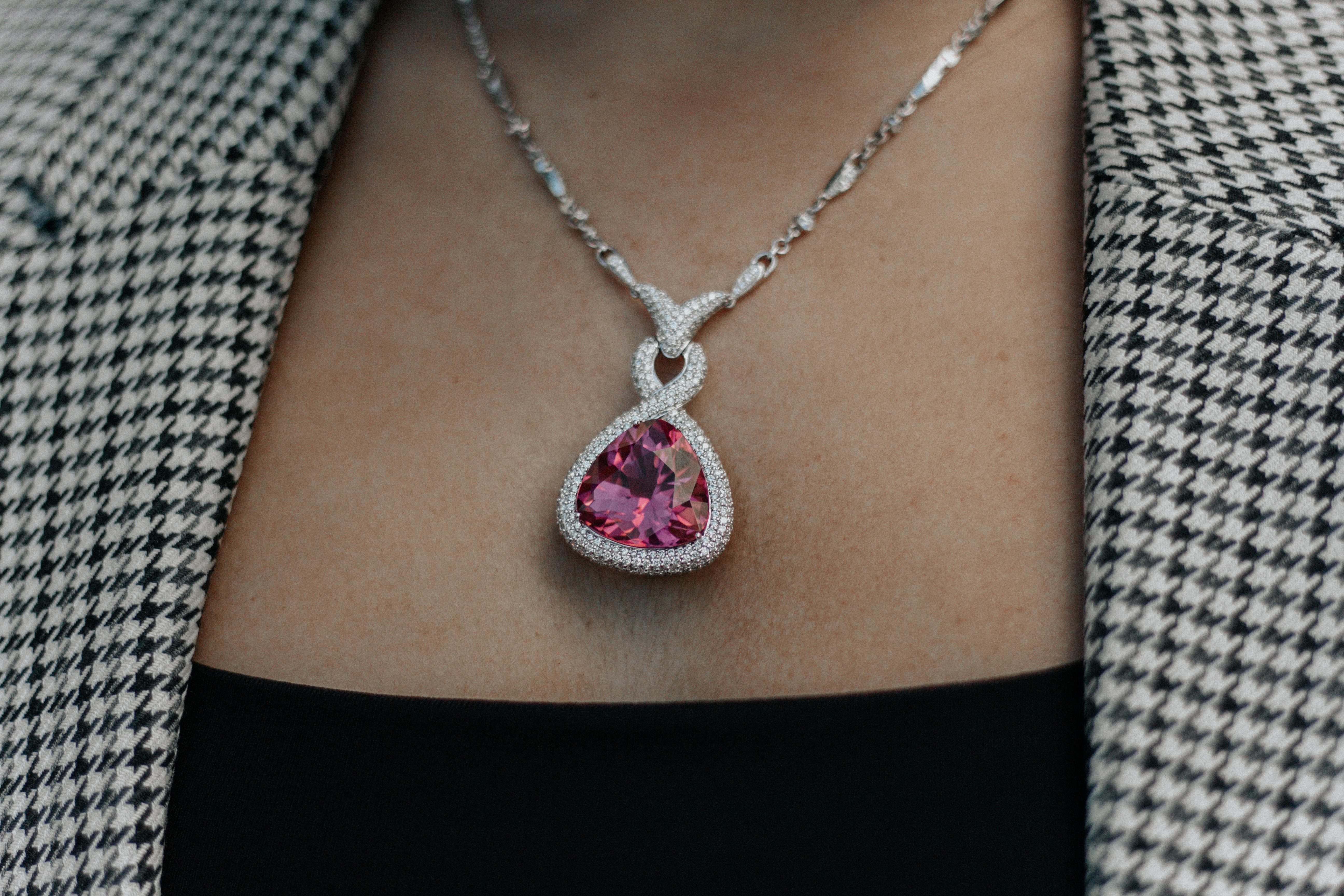 Pear Cut 31.24 Carat Pink Tourmaline 4.38 Carat Diamond Pendant Necklace For Sale