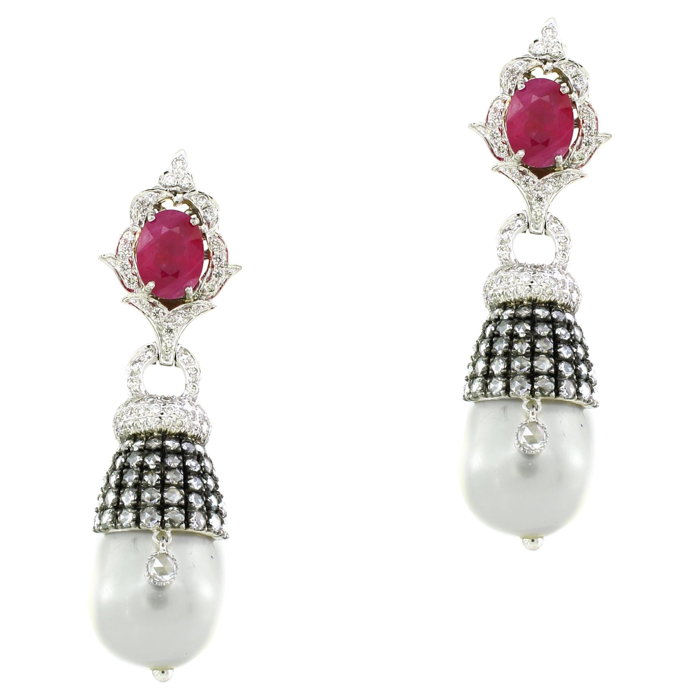 31.26 carats of Pearl Drop Earrings For Sale