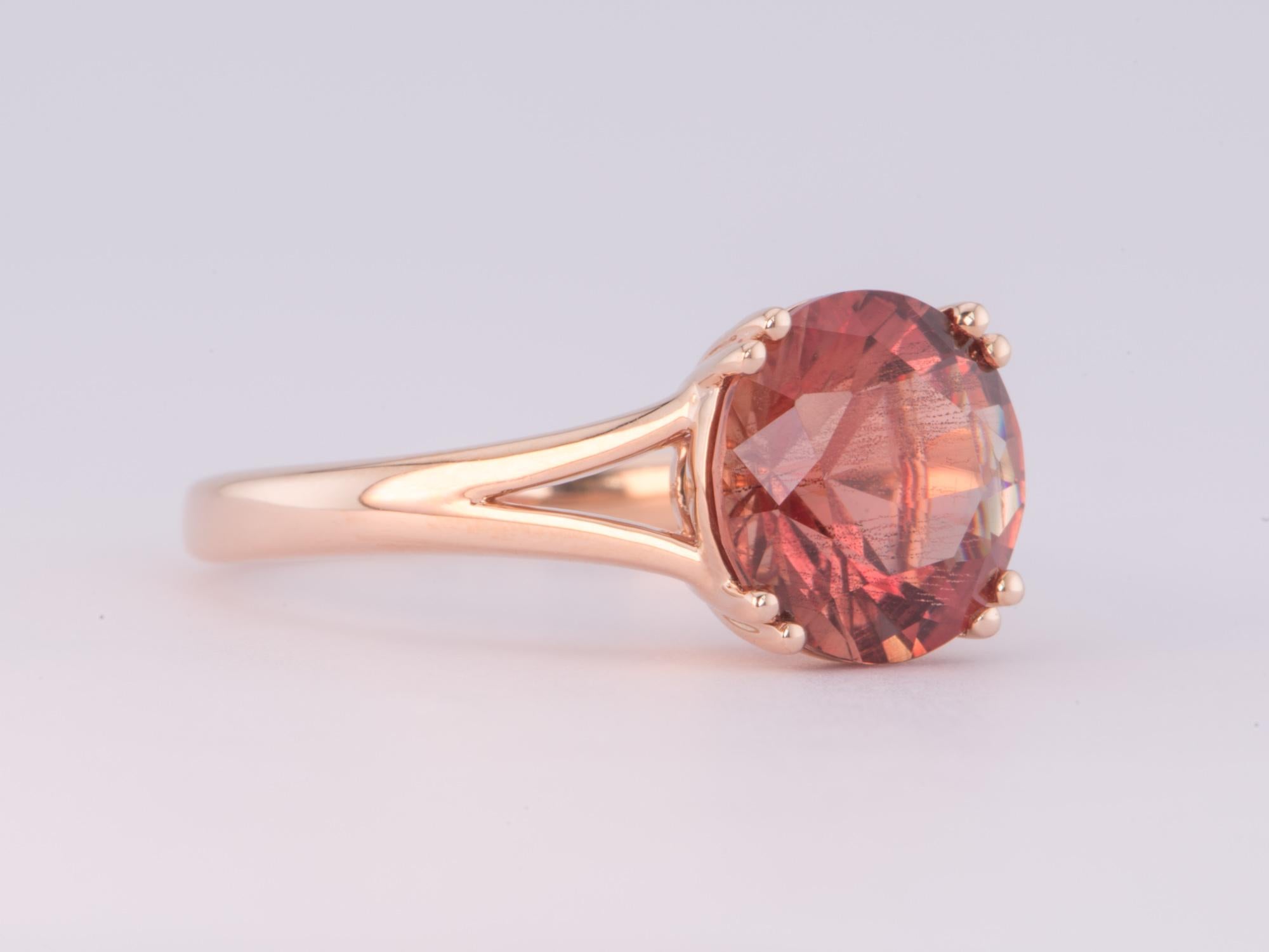 3.12ct Deep Red Oregon Sunstone with Double Prongs Engagement Ring 14K Rose Gold In New Condition In Osprey, FL