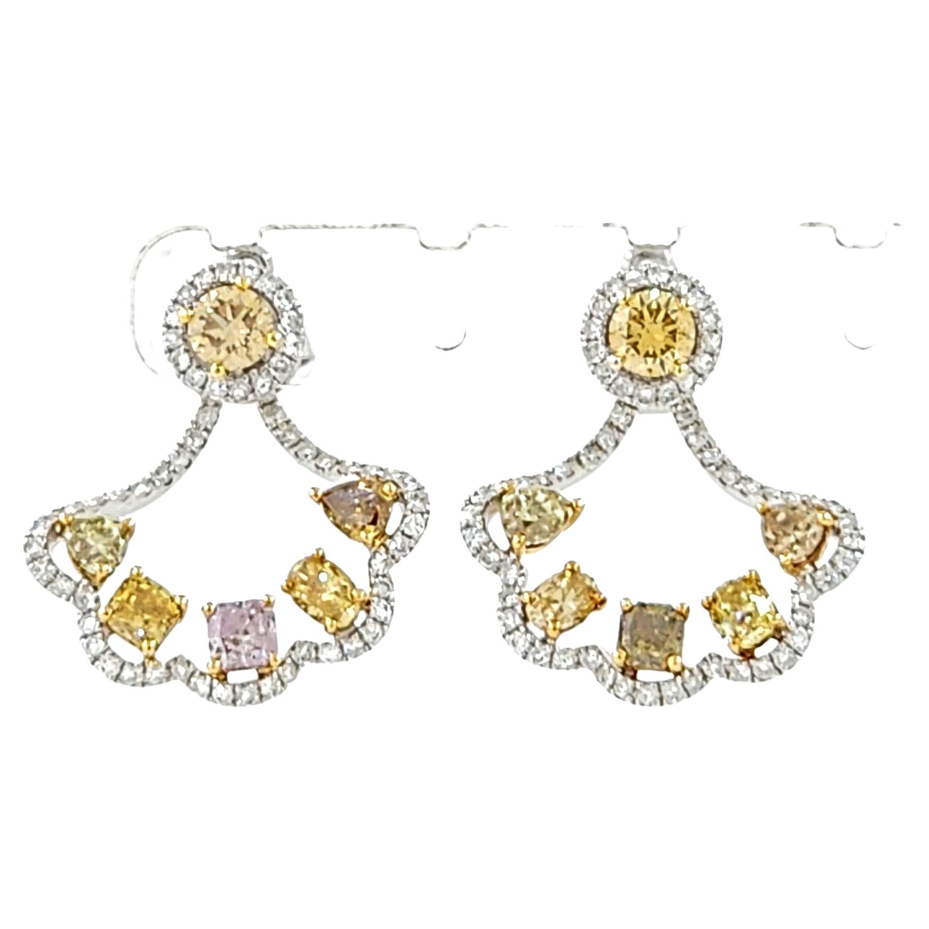 Veste avec boucles d'oreilles en or blanc 18 carats et diamants fantaisie de 3,12 carats