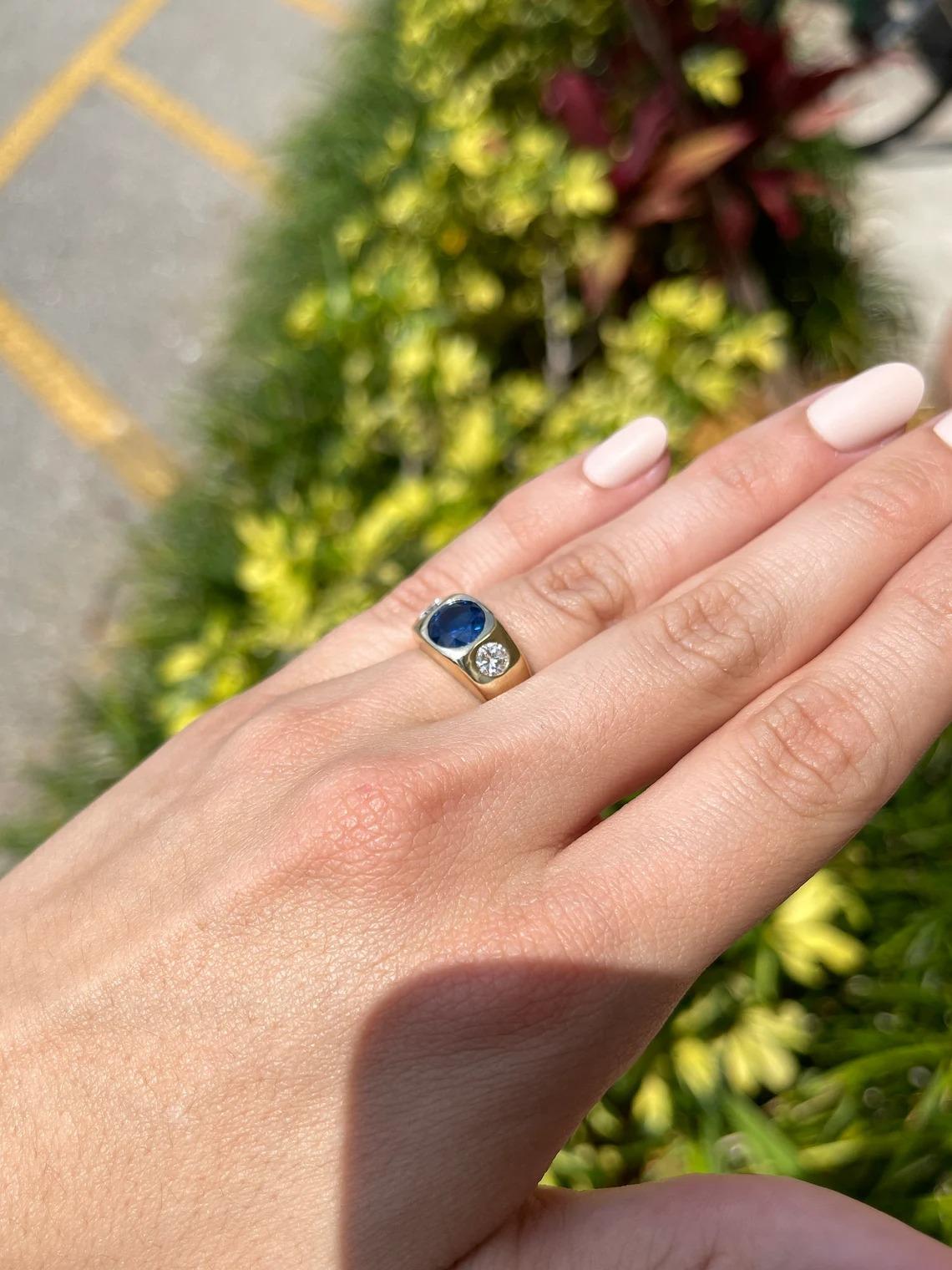 3,12tcw 18K Goldring mit drei Steinen, natürlicher Saphir & runder Diamant, Zigeuner-Lünette (Rundschliff)