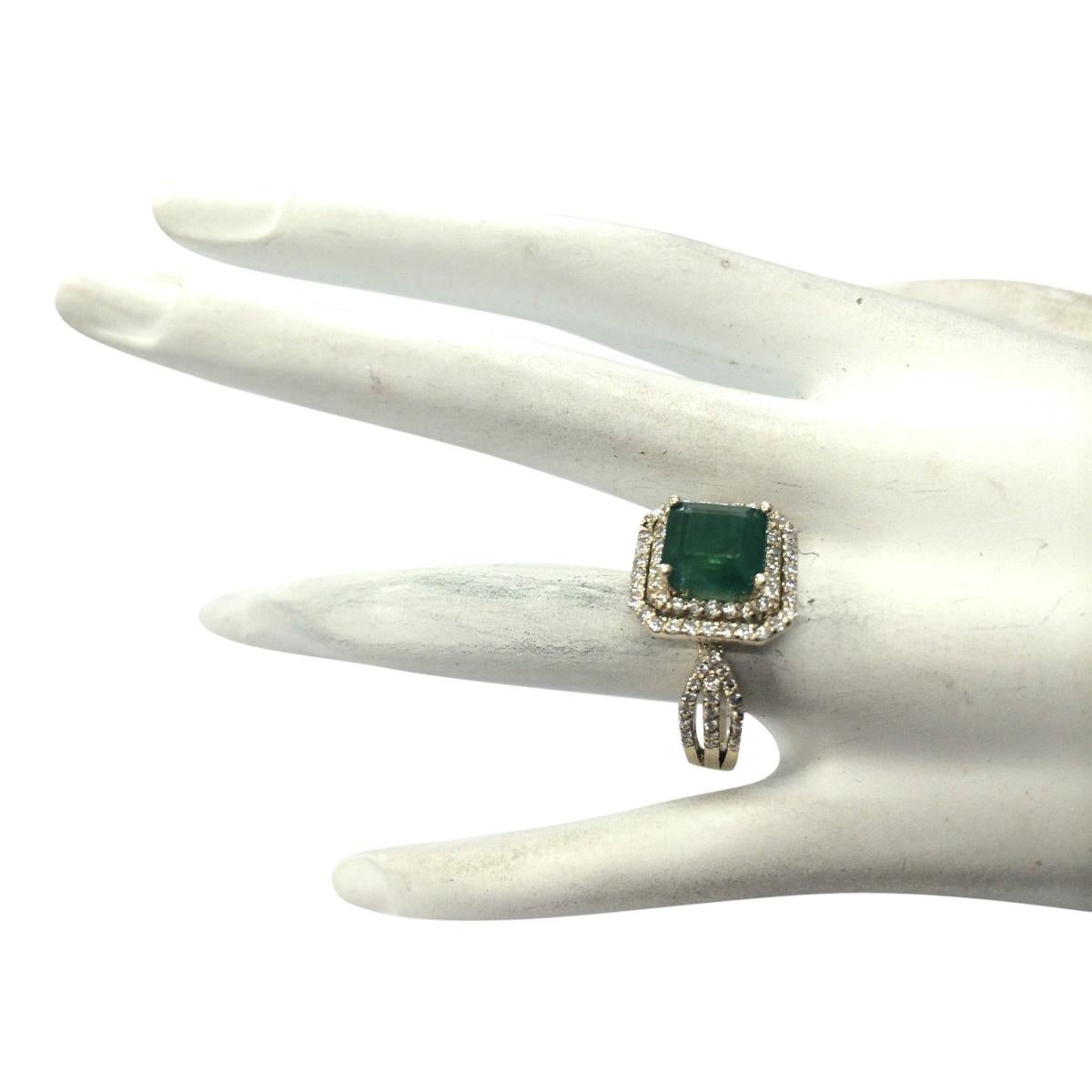 Emerald Diamond Ring In 14 Karat Yellow Gold  In New Condition For Sale In Los Angeles, CA