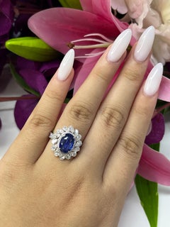 3.13 carat Sri Lankan blue sapphire