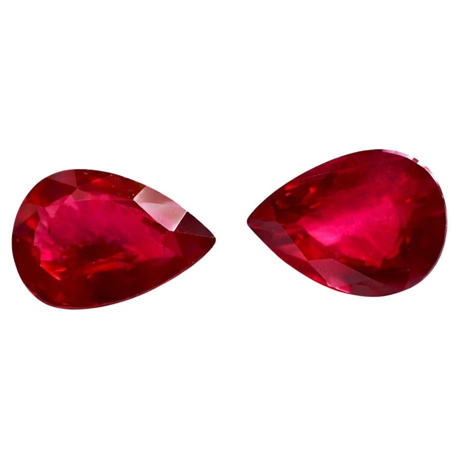 Paire de poires en rubis de 3,13 carats en vente