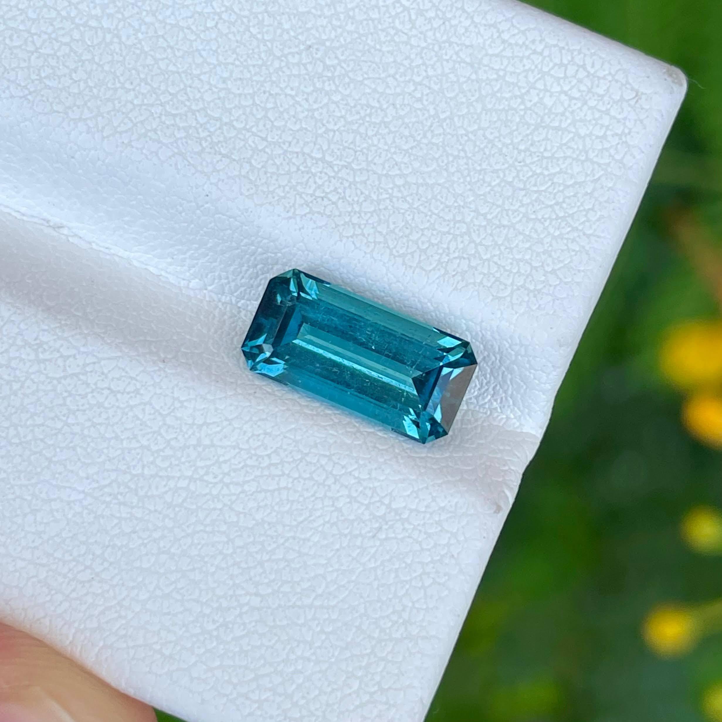 3.13 Carats Soft Indicolite Tourmaline Stone Emerald Cut Natural Afghan Gemstone In New Condition For Sale In Bangkok, TH