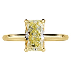 3.13ct Light Yellow Radiant Cut Engagement Ring