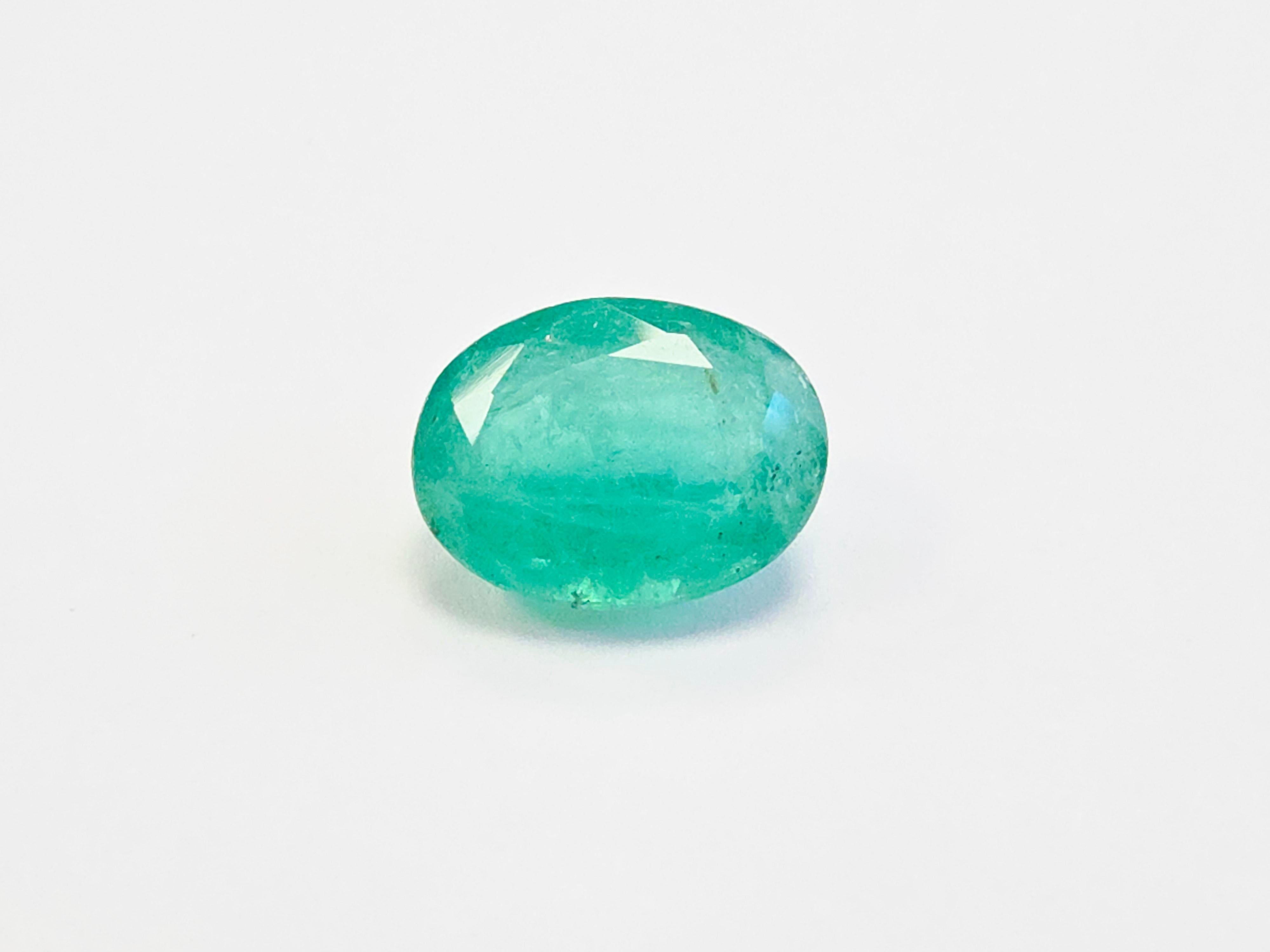 Women's 3.14 Carat Colombian Emerald – Loose Natural Gemstone For Sale