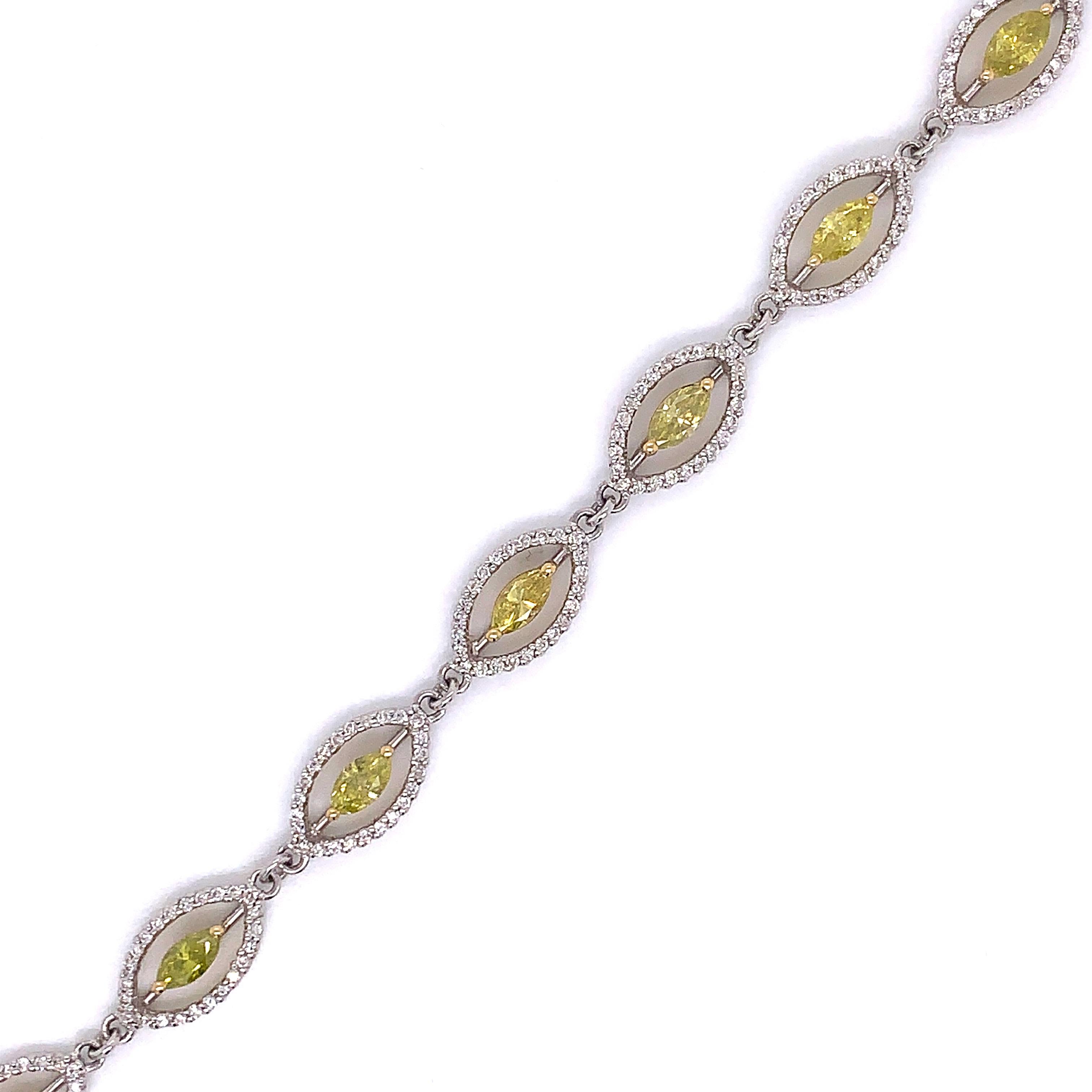 3.14 Carat Marquise Yellow Treated Diamond and White Diamond Bracelet In New Condition In New York, NY