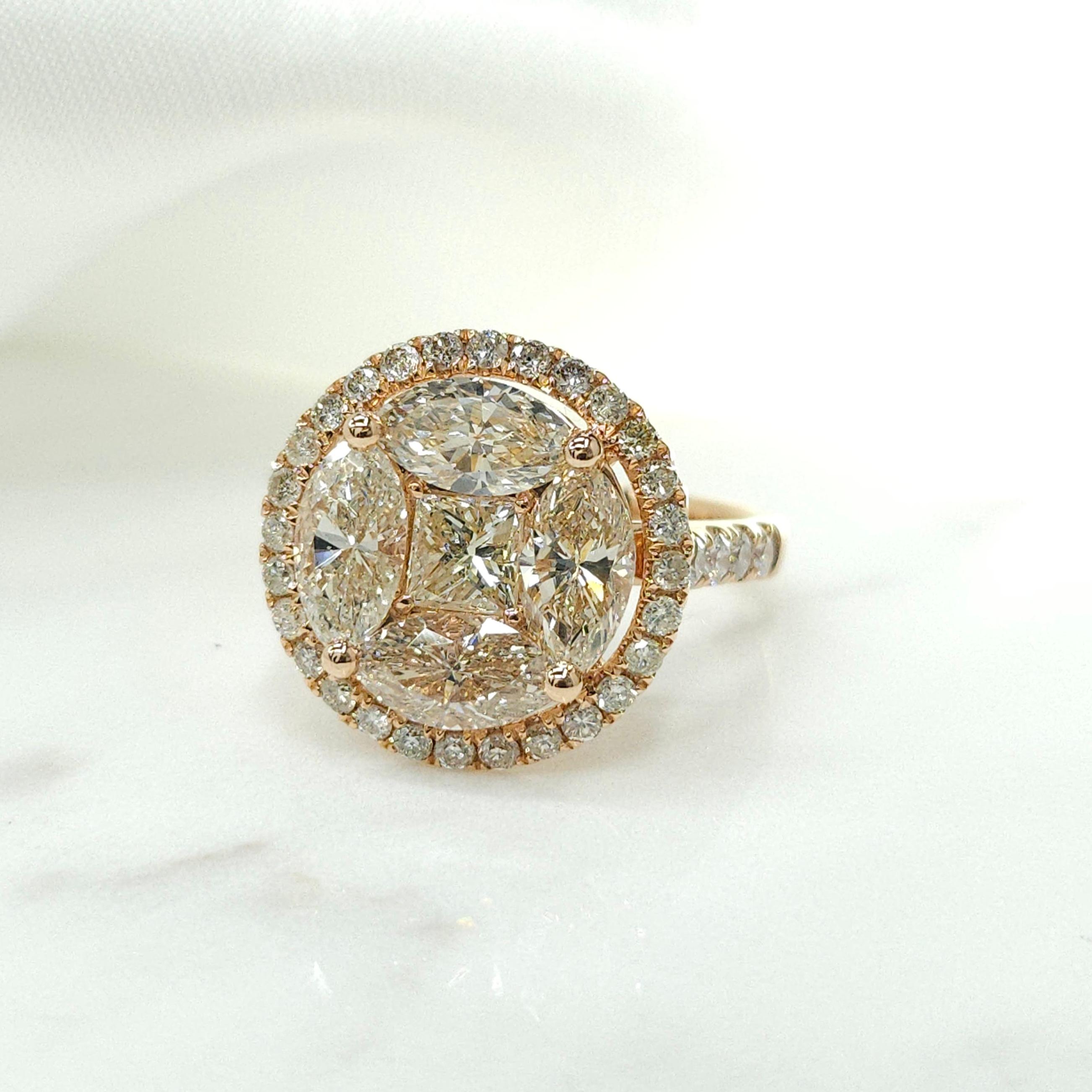Modern 3.14 Carat Natural Diamond Illusion Setting Cocktail Ring in 18 Karat Rose Gold For Sale