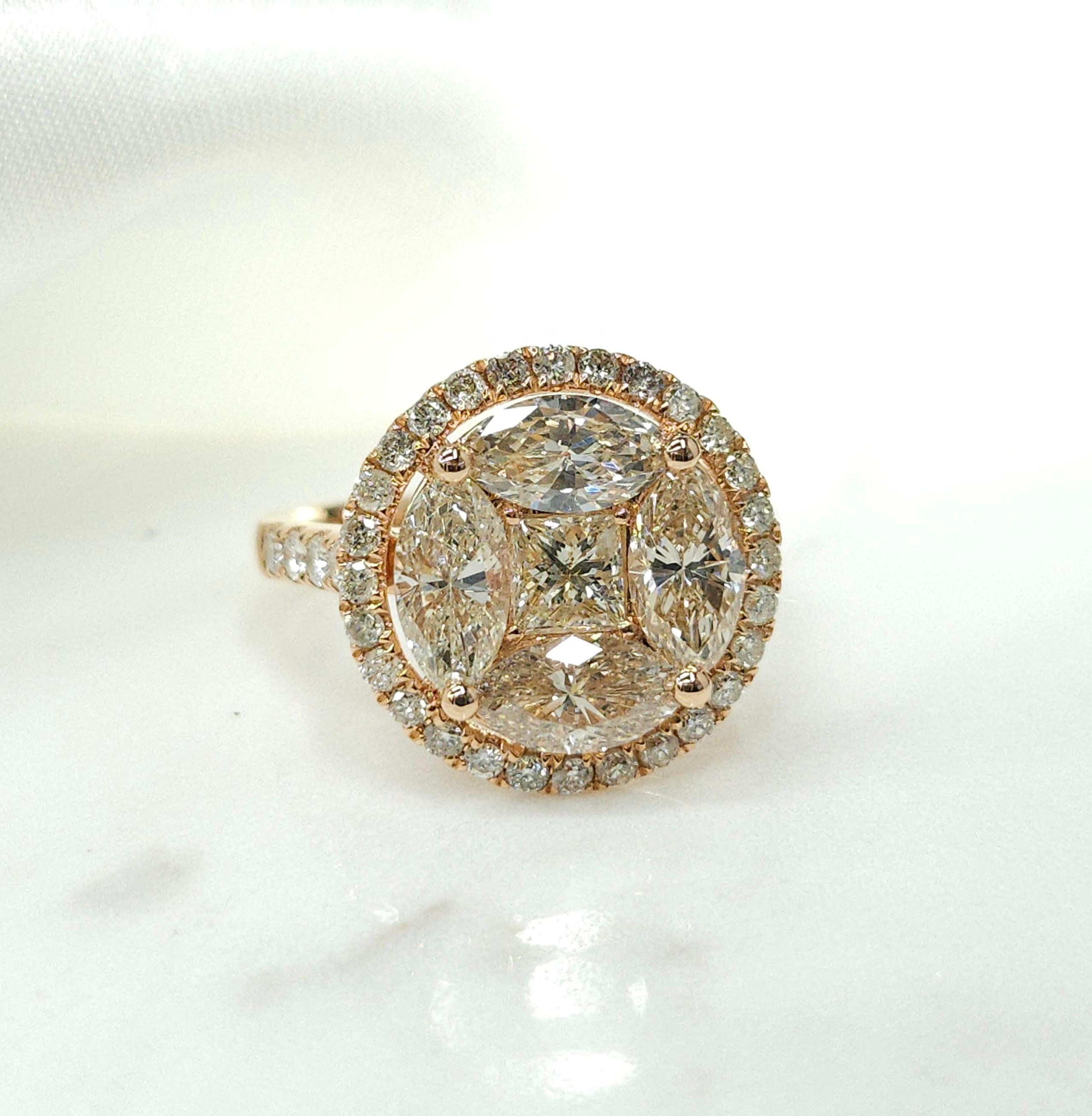 3.14 Carat Natural Diamond Illusion Setting Cocktail Ring in 18 Karat Rose Gold In New Condition For Sale In KOWLOON, HK