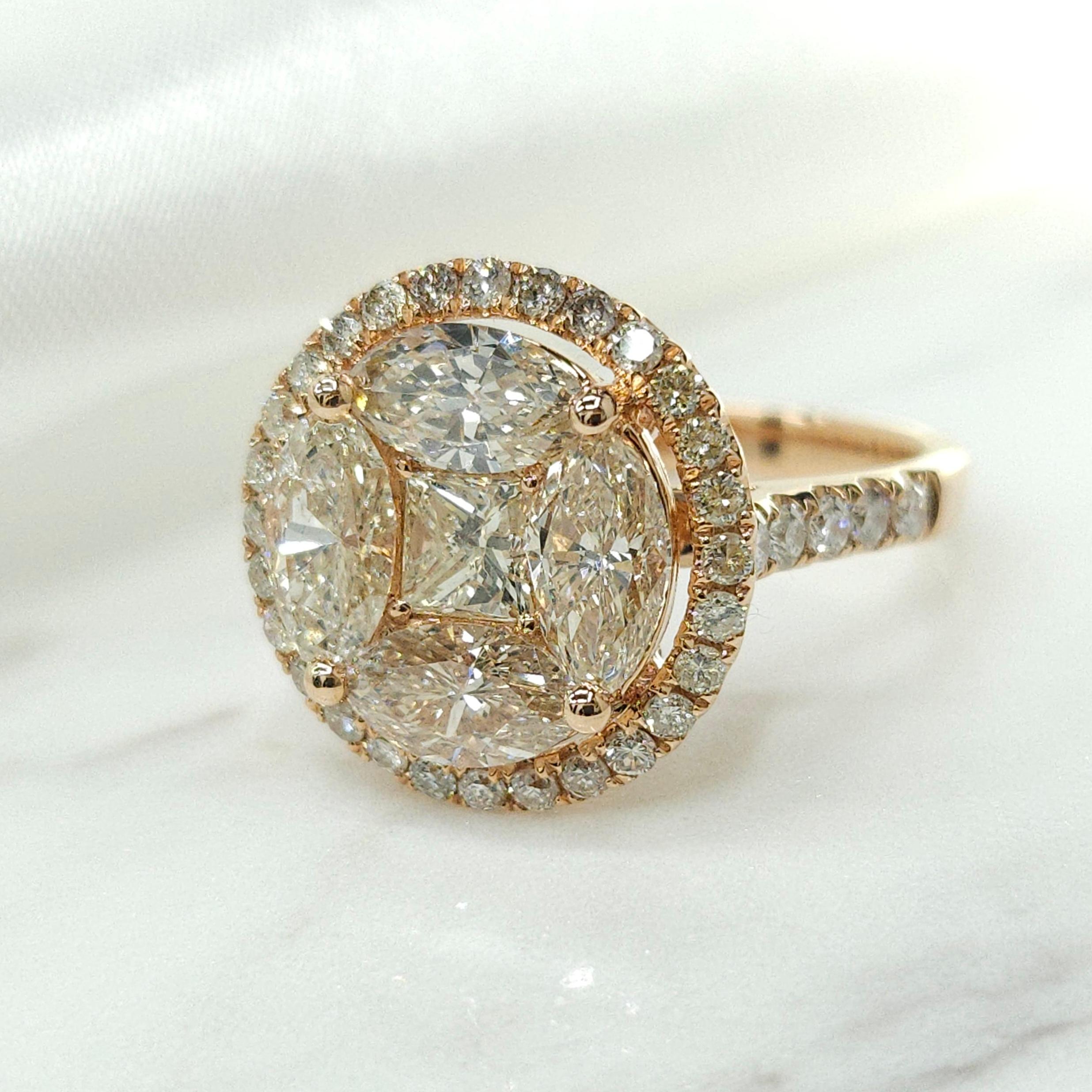 Women's 3.14 Carat Natural Diamond Illusion Setting Cocktail Ring in 18 Karat Rose Gold For Sale