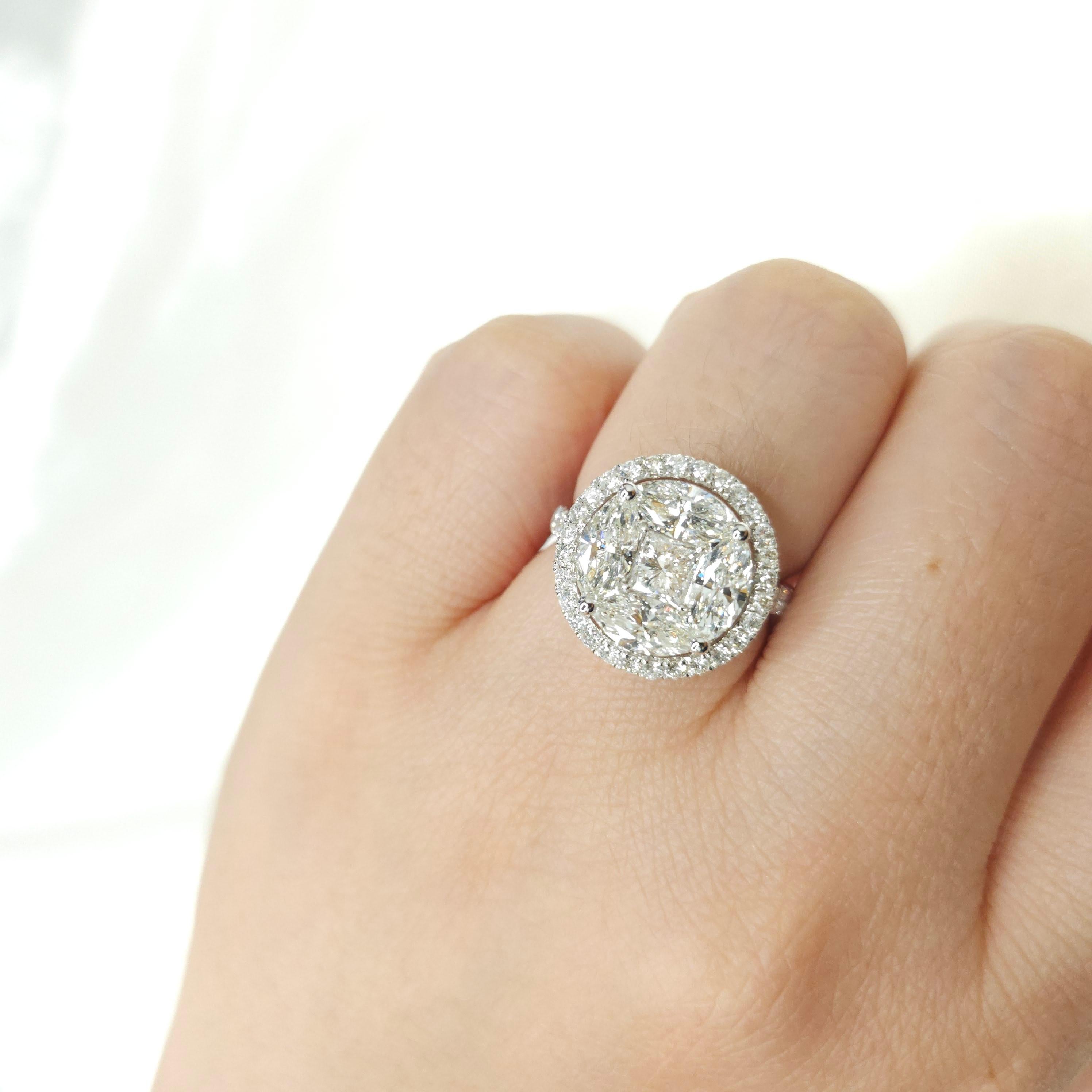 2.94 Carat Natural Diamond Illusion Setting Cocktail Ring in 18 Karat White Gold For Sale 5