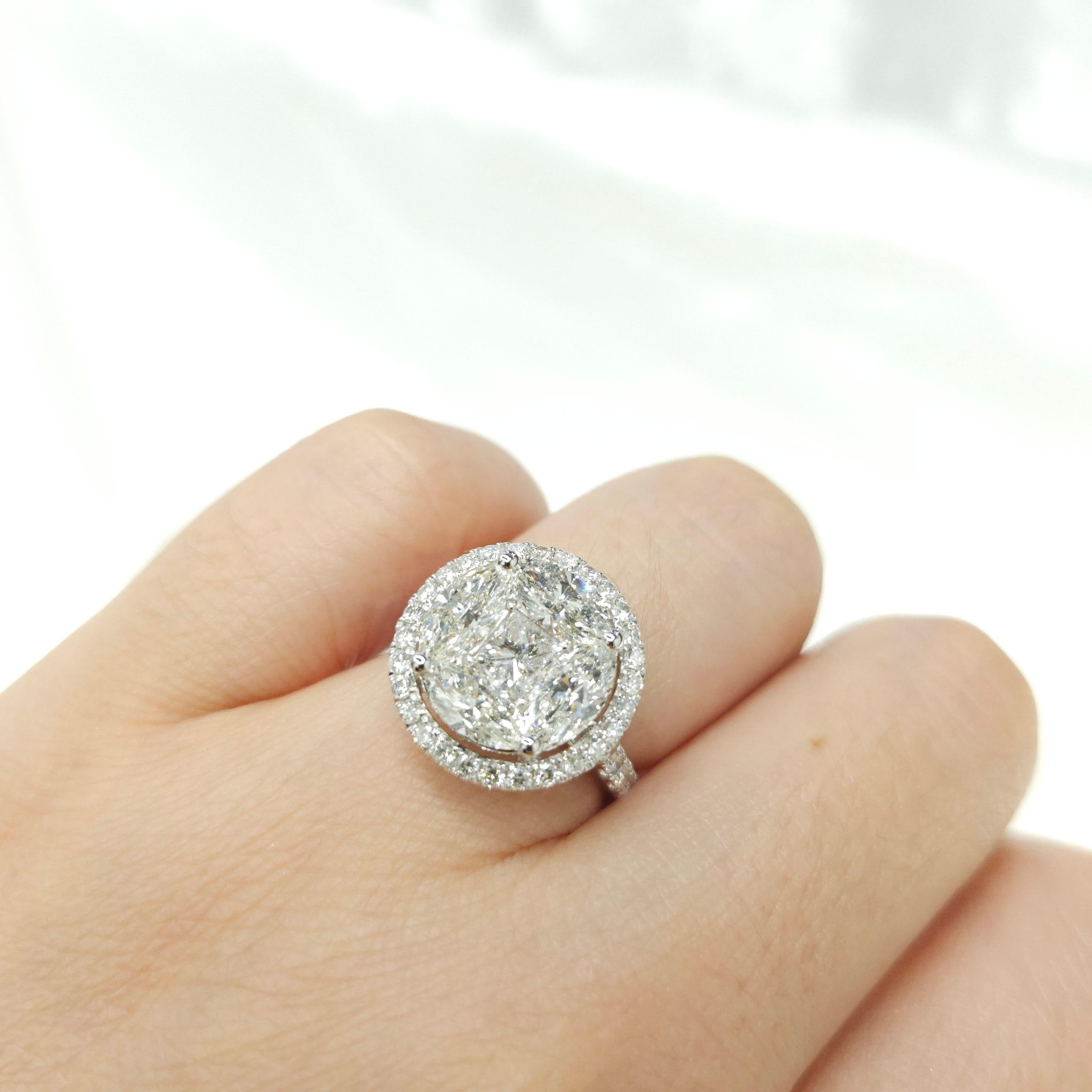 2.94 Carat Natural Diamond Illusion Setting Cocktail Ring in 18 Karat White Gold For Sale 2