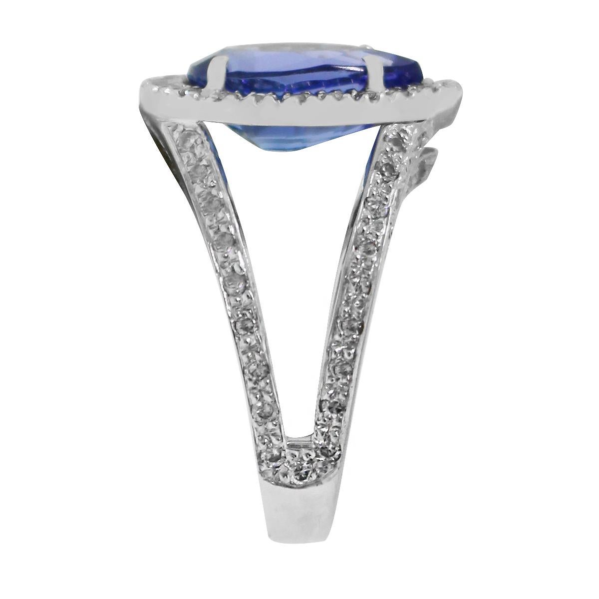 Pear Cut 3.14 Carat Tanzanite Diamond Ring For Sale