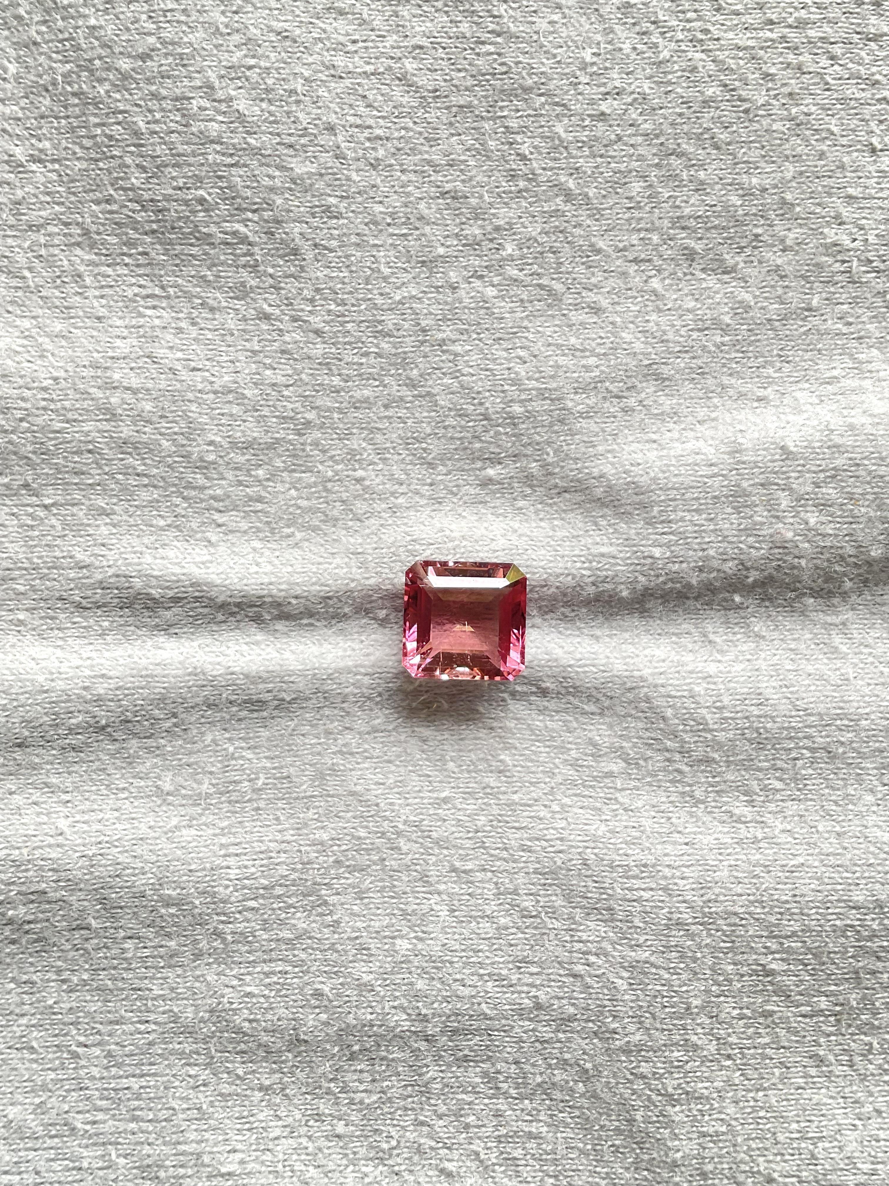 3,14 carati di tormalina rosa taglio quadrato sfaccettato Pietra naturale di alta qualità

Pietra preziosa - Tormalina
Peso - 3,14 carati
Forma - Quadrato
Dimensioni -  8.4x8.5x5 MM
Pezzi - 1