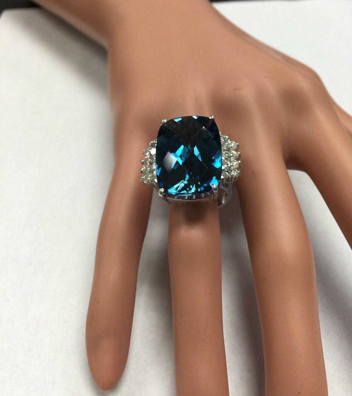 Women's 31.40 Carats Natural London Blue Topaz and Diamond 14k Solid White Gold Ring For Sale