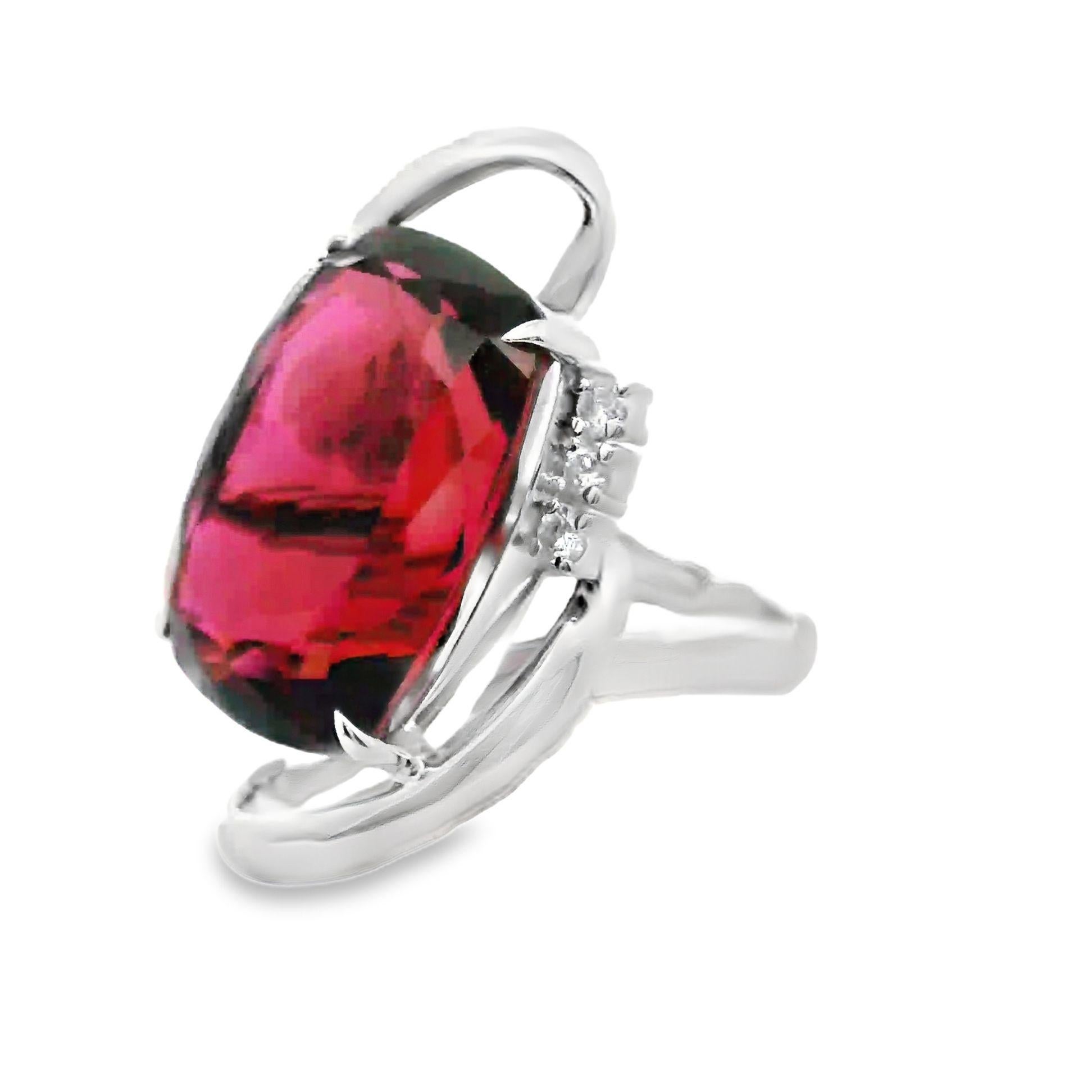 Contemporary 31.41 Carat Pink Tourmaline Diamond Platinum Cocktail Ring For Sale