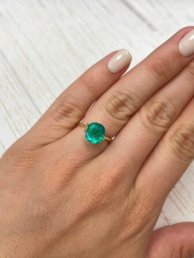 3.15 Carat Certified Vivid Bluish Green Colombian Emerald - Elongated Cushion For Sale 1