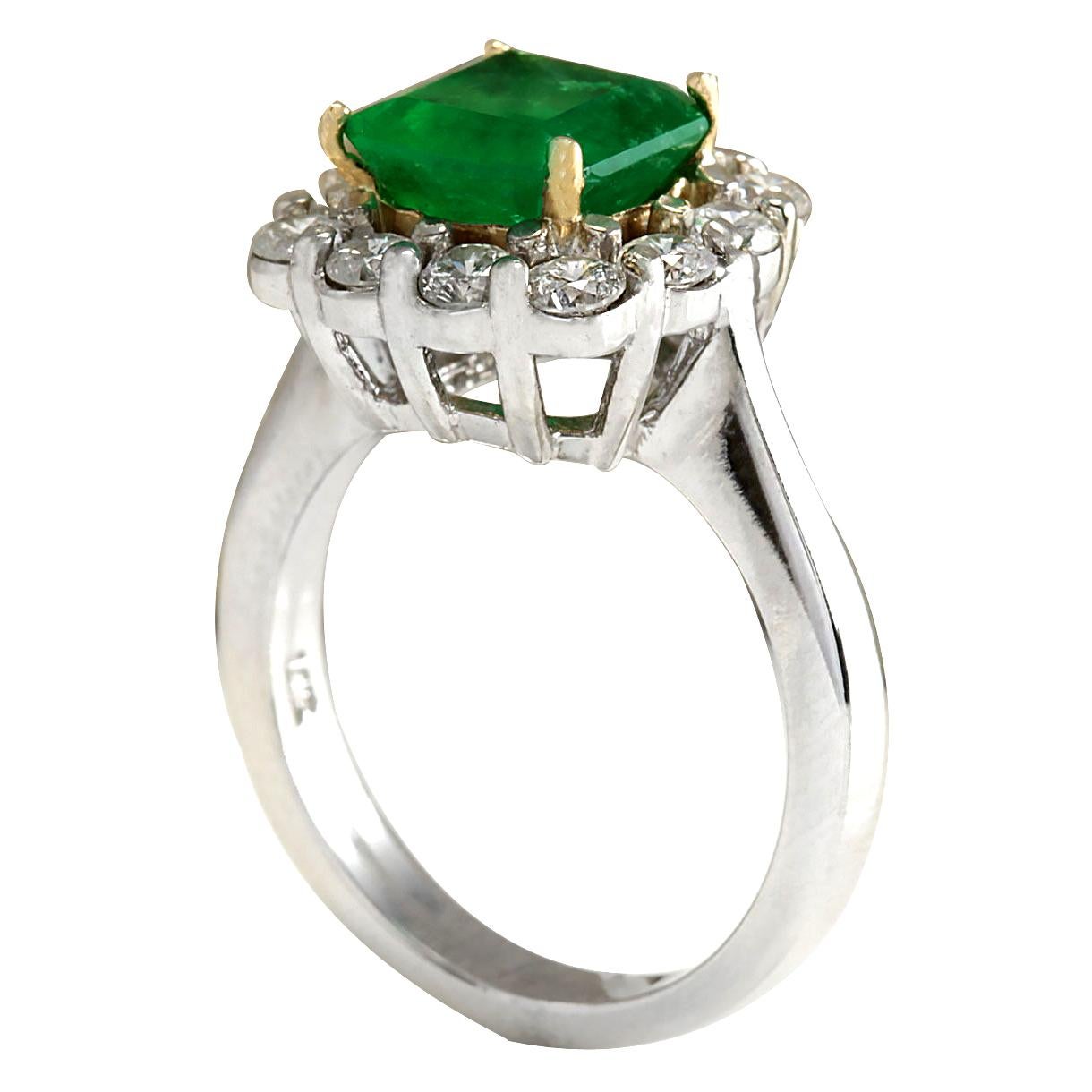 3.15 Carat Natural Emerald 18 Karat White Gold Diamond Ring In New Condition In Los Angeles, CA
