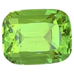 3.15 quilates de turmalina verde natural suelta en forma de cojín para joyería