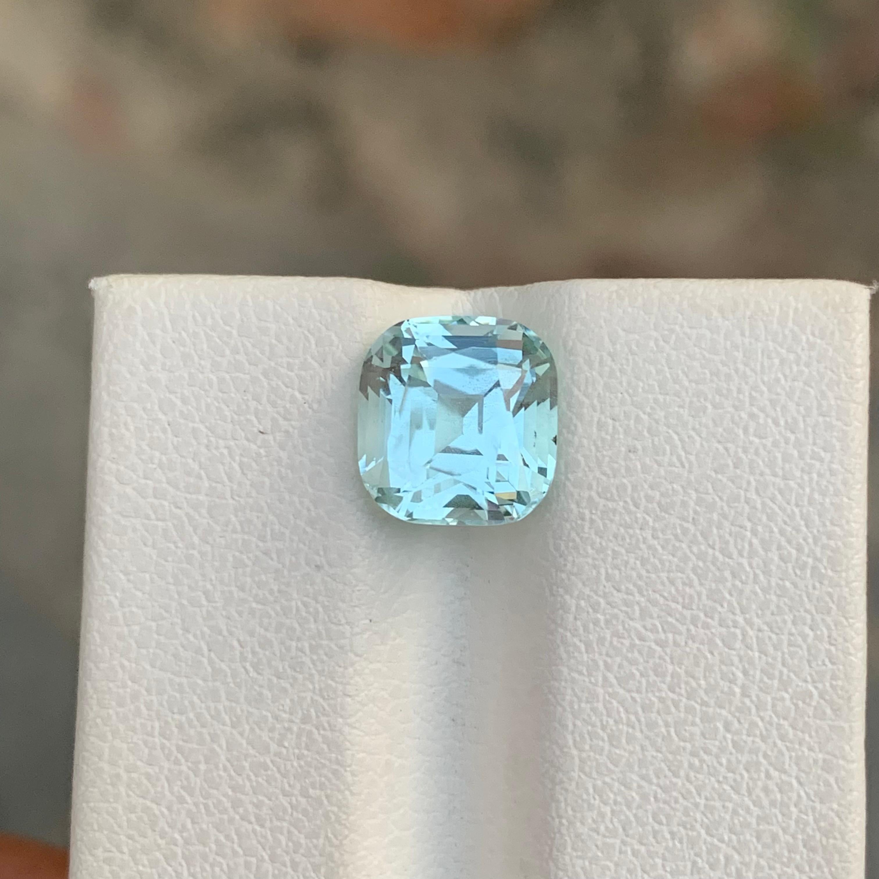 3.15 Karat Natürlicher loser Aquamarin Cushion Shape Edelstein im Zustand „Neu“ im Angebot in Peshawar, PK