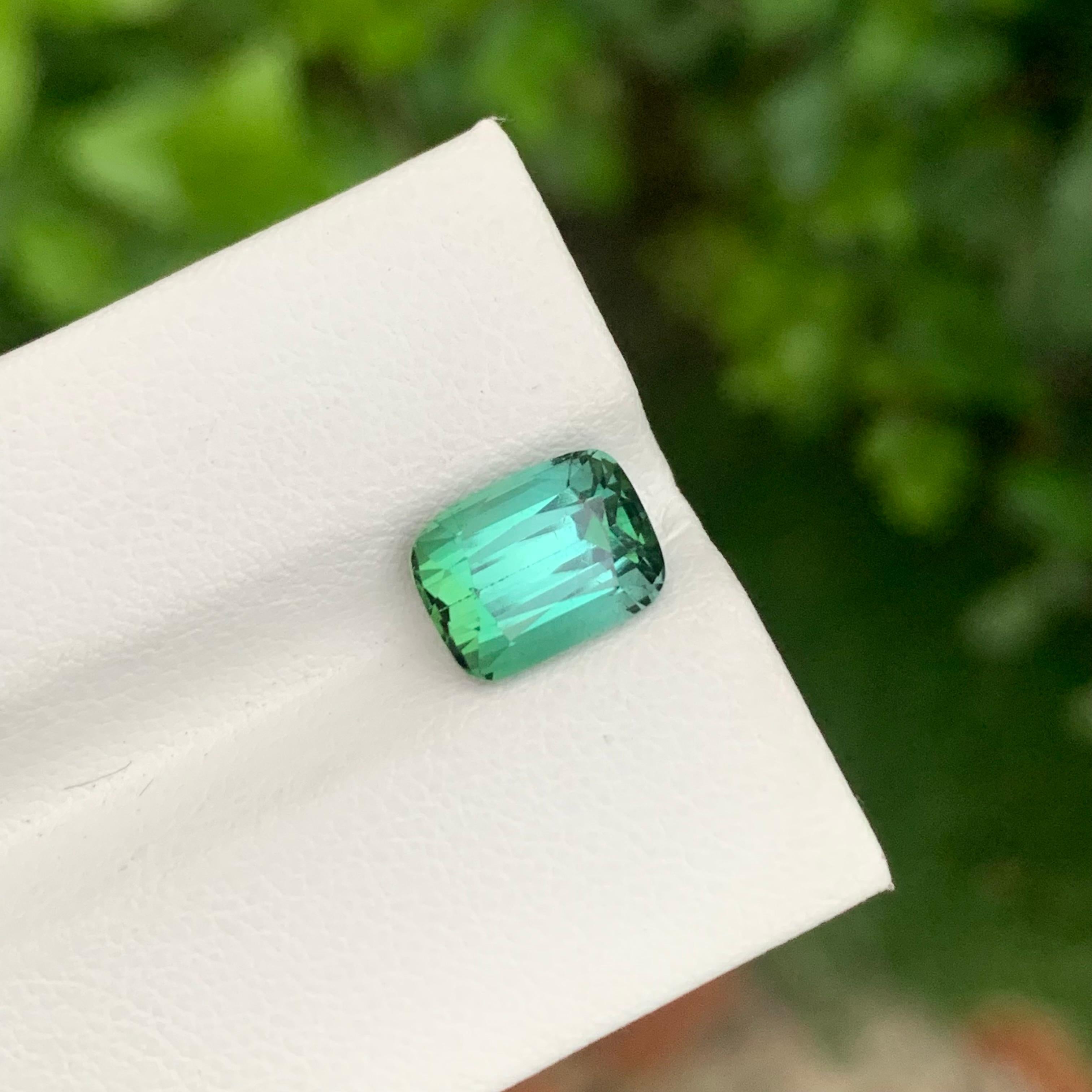 Tourmaline naturelle non sertie vert bleuté taille coussin de 3,15 carats pour bijoux Neuf - En vente à Peshawar, PK