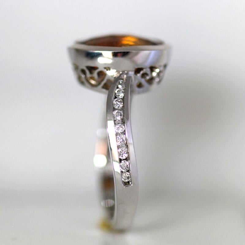 3,15 Karat orangefarbener Citrin, 0,25 Karat Diamant-Mode-Ring, 18 Karat weiß im Zustand „Hervorragend“ im Angebot in West Hollywood, CA