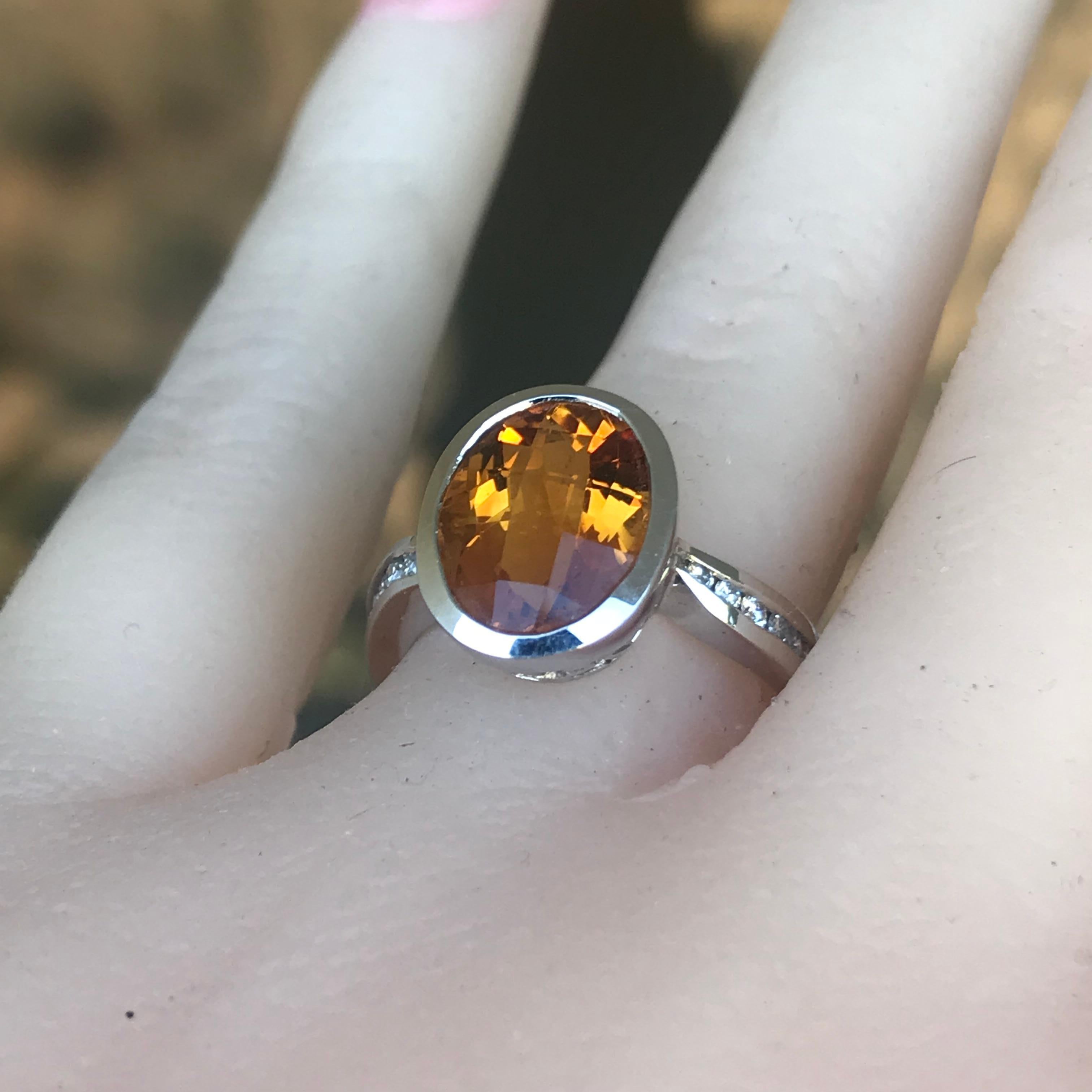 3,15 Karat orangefarbener Citrin, 0,25 Karat Diamant-Mode-Ring, 18 Karat weiß im Angebot 2