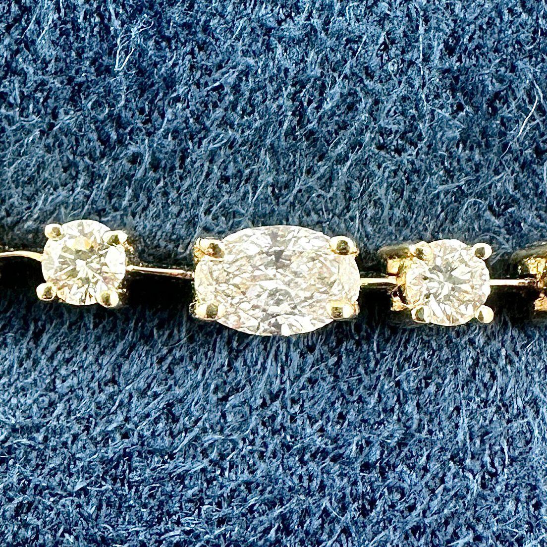 Bracelet de tennis en or jaune 14K avec diamants ovales et ronds de 3,15 carats, 7 pouces Neuf - En vente à New York, NY