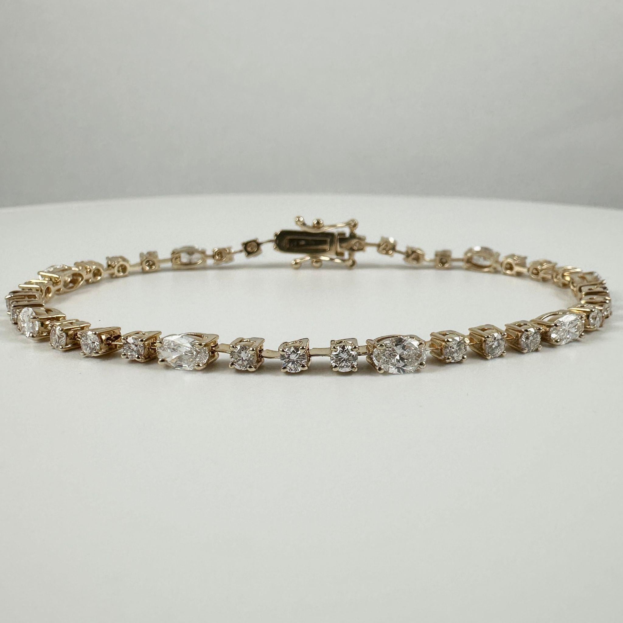 Bracelet de tennis en or jaune 14K avec diamants ovales et ronds de 3,15 carats, 7 pouces en vente 2