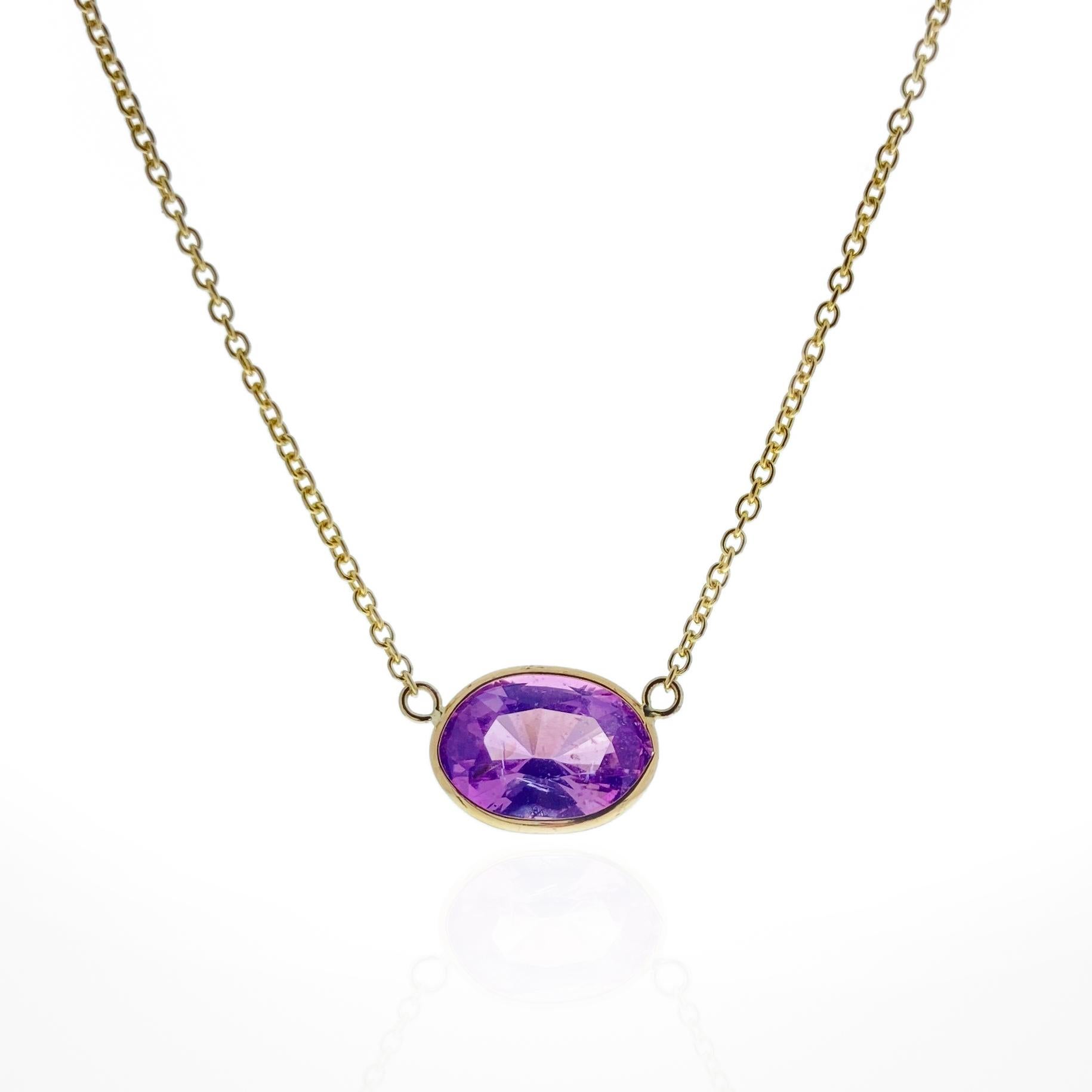 3.15 Carat Purple Sapphire Oval Cut Fashion Necklaces In 14K Yellow Gold In New Condition For Sale In Chicago, IL