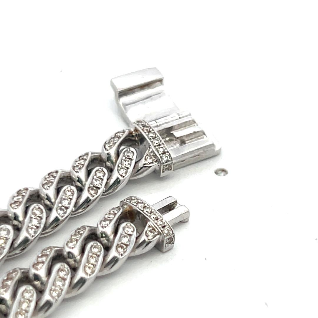 3.15 Carat Round Brilliant H VS Diamond 14 Karat White Gold Chain Necklace For Sale 4