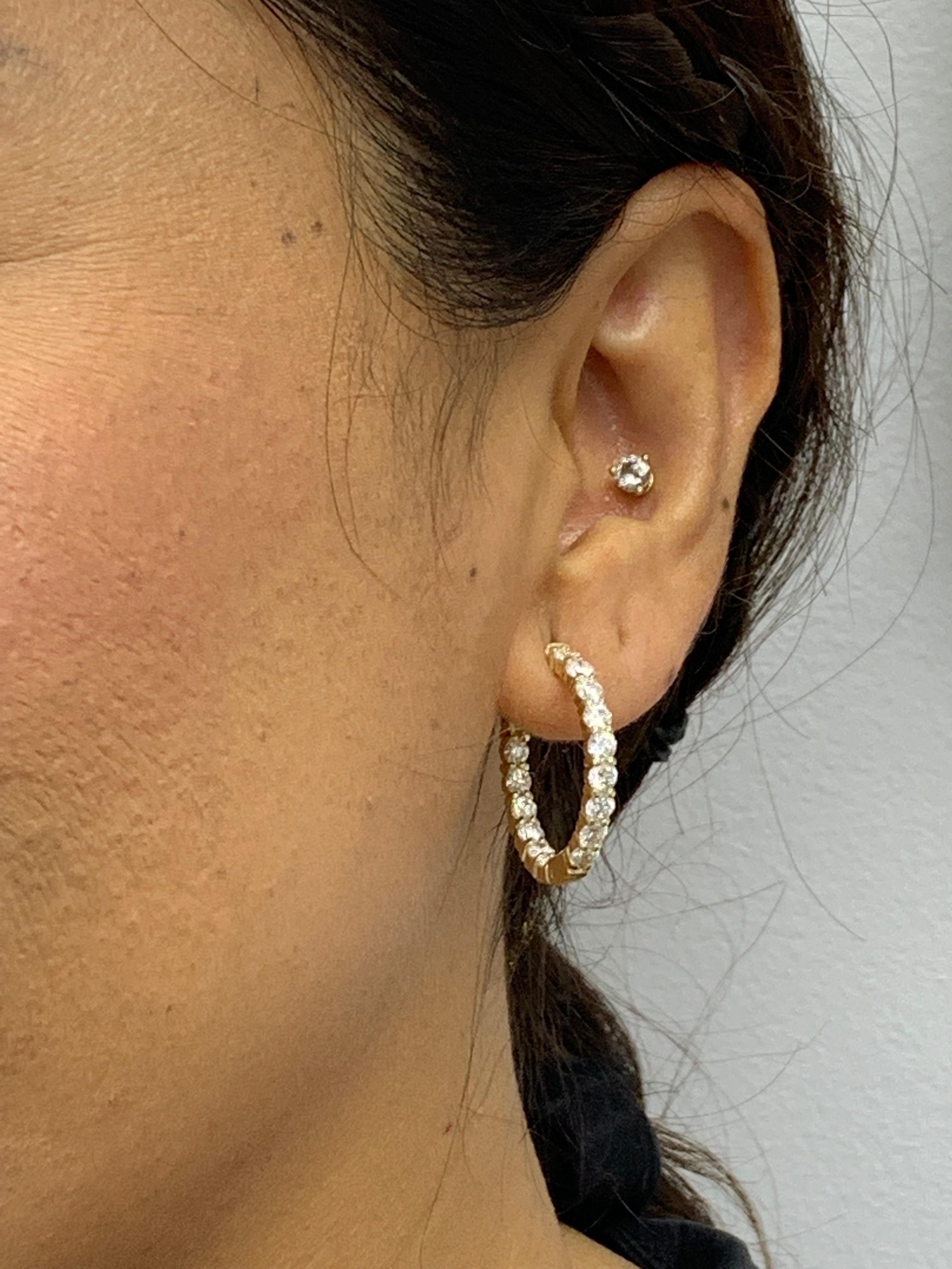 3.15 Carat Round Cut Diamond Hoop Earrings in 14K Yellow Gold In New Condition For Sale In NEW YORK, NY