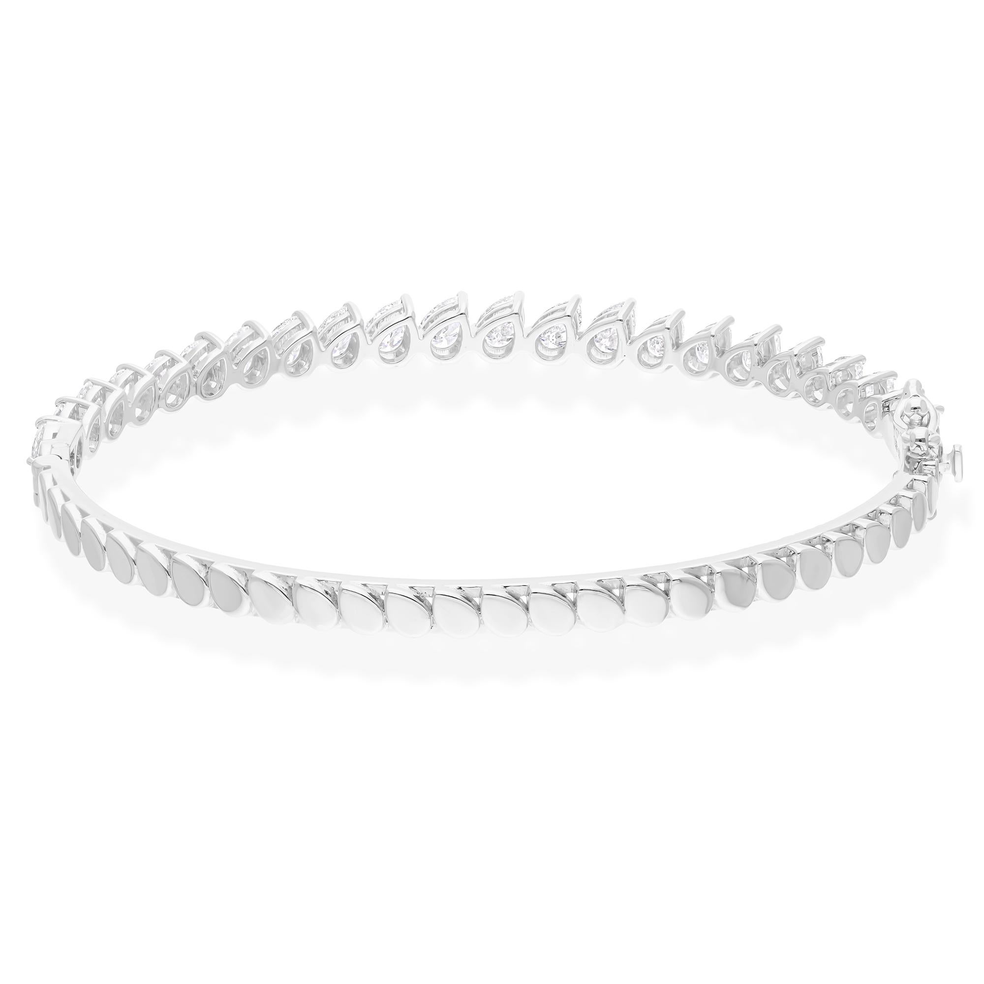 Pulsera de diamantes en forma de pera SI/H de 3,15 quilates Joyas de oro blanco macizo de 14 quilates en Nuevo estado para la venta en Diera, Dubai