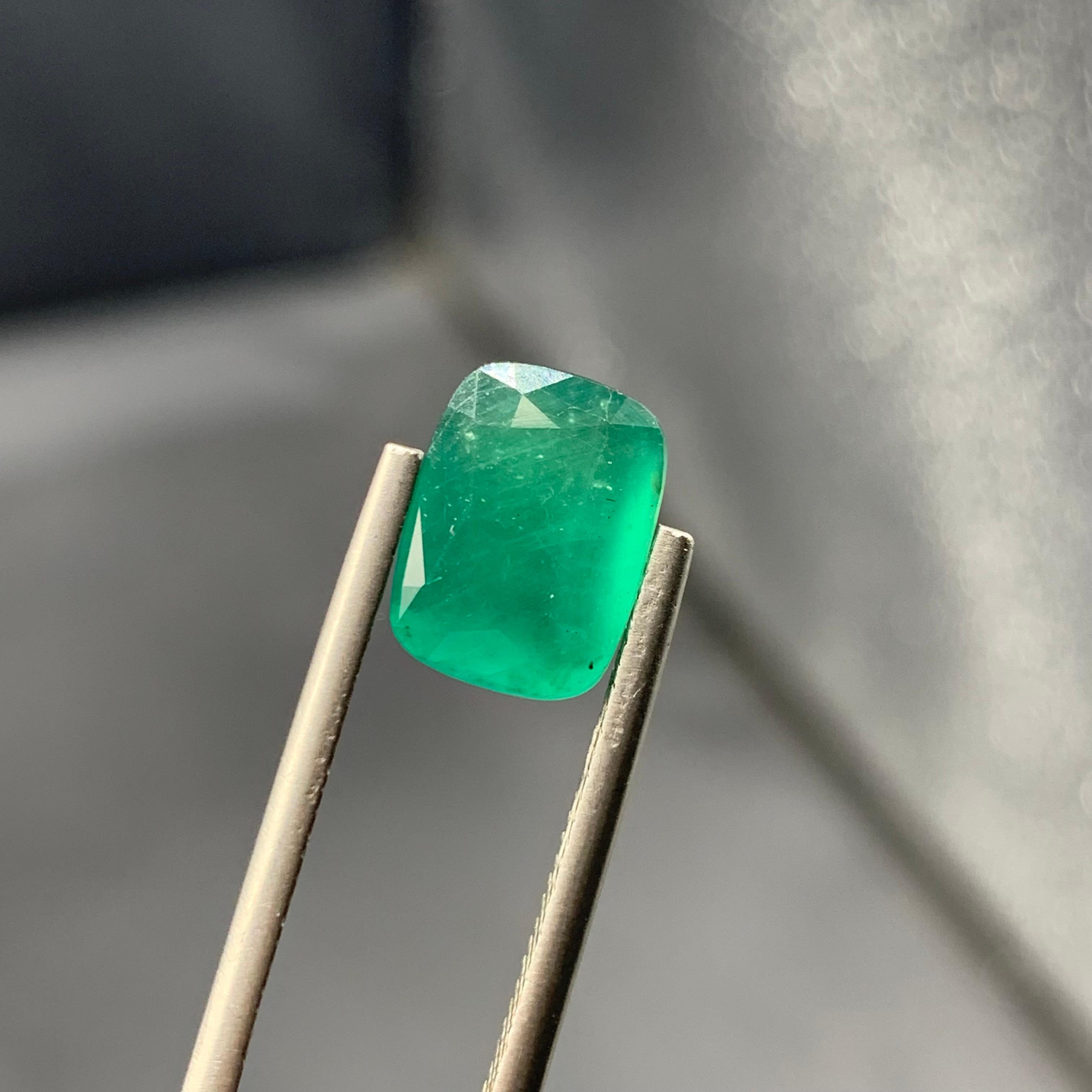 3,15 Carati, la più rara pietra naturale sfusa di Greene & Greene Gemma di Haüynite in vendita 7