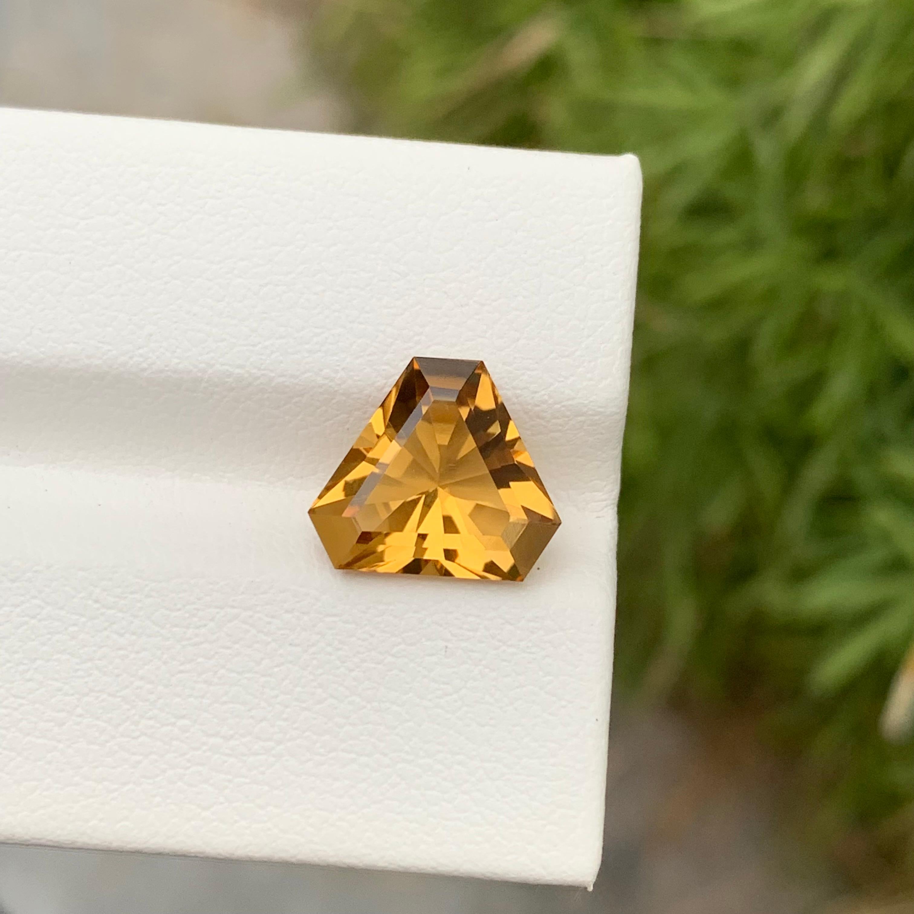 Arts and Crafts 3.15 Carats Natural Loose Trillion Cut Citrine Gem From Earth Mine  For Sale