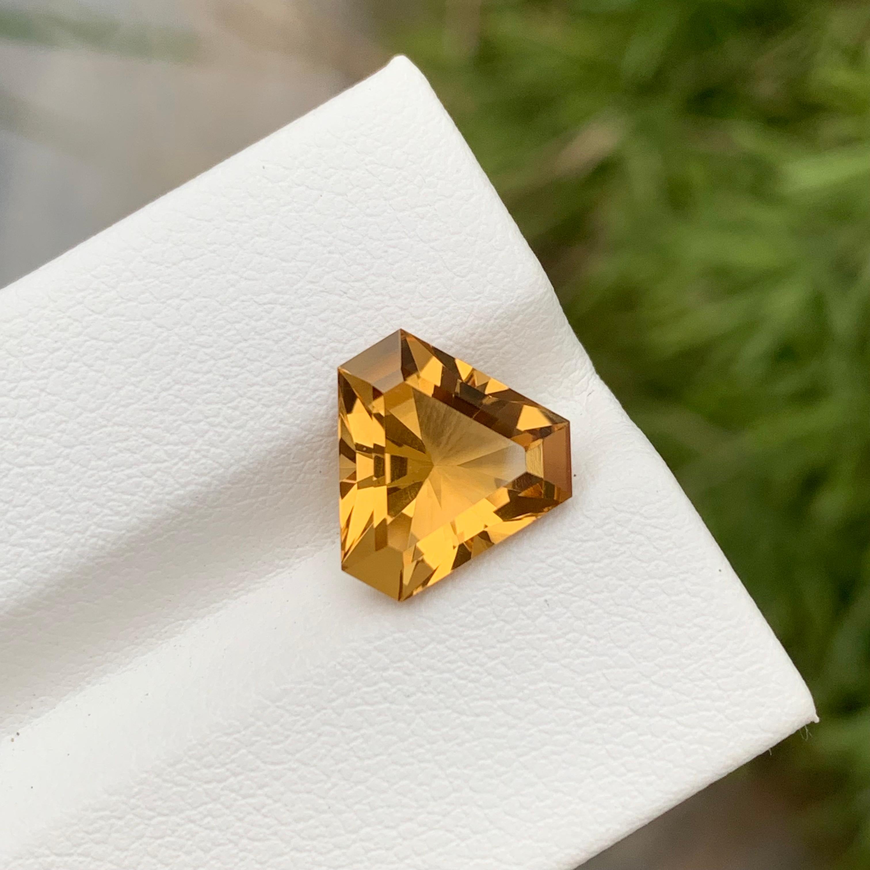 3.15 Carats Natural Loose Trillion Cut Citrine Gem From Earth Mine  For Sale 1