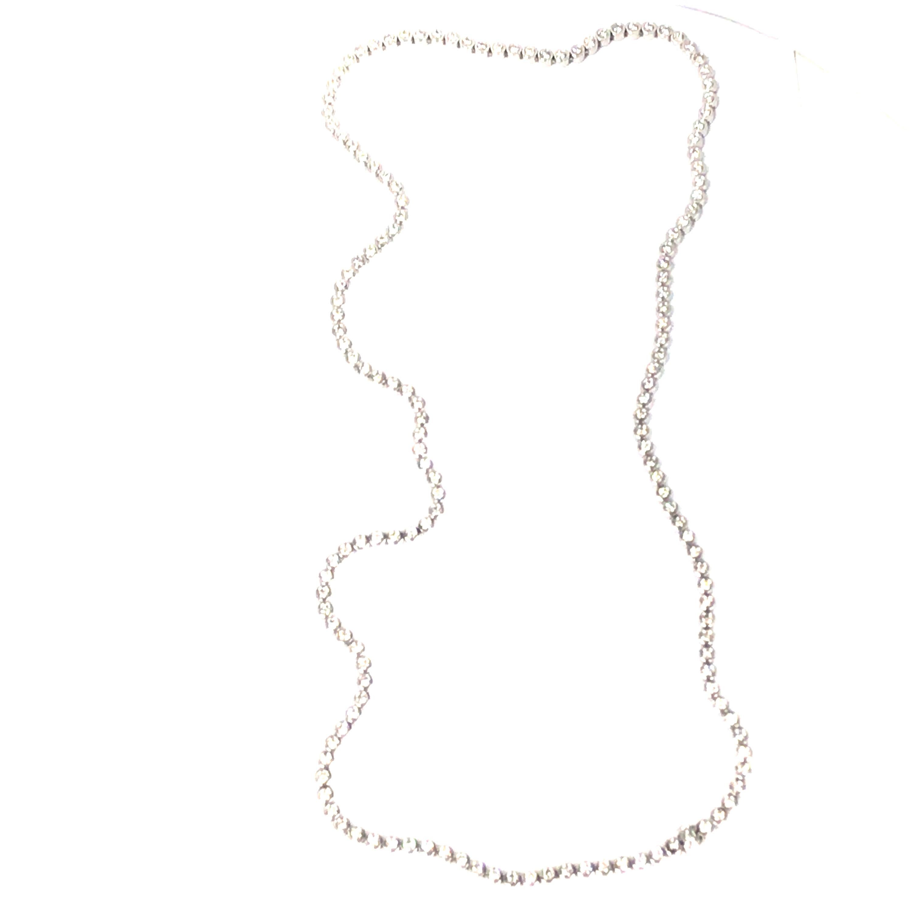 Taille ronde Collier tennis en or blanc 14 carats et diamants en vente