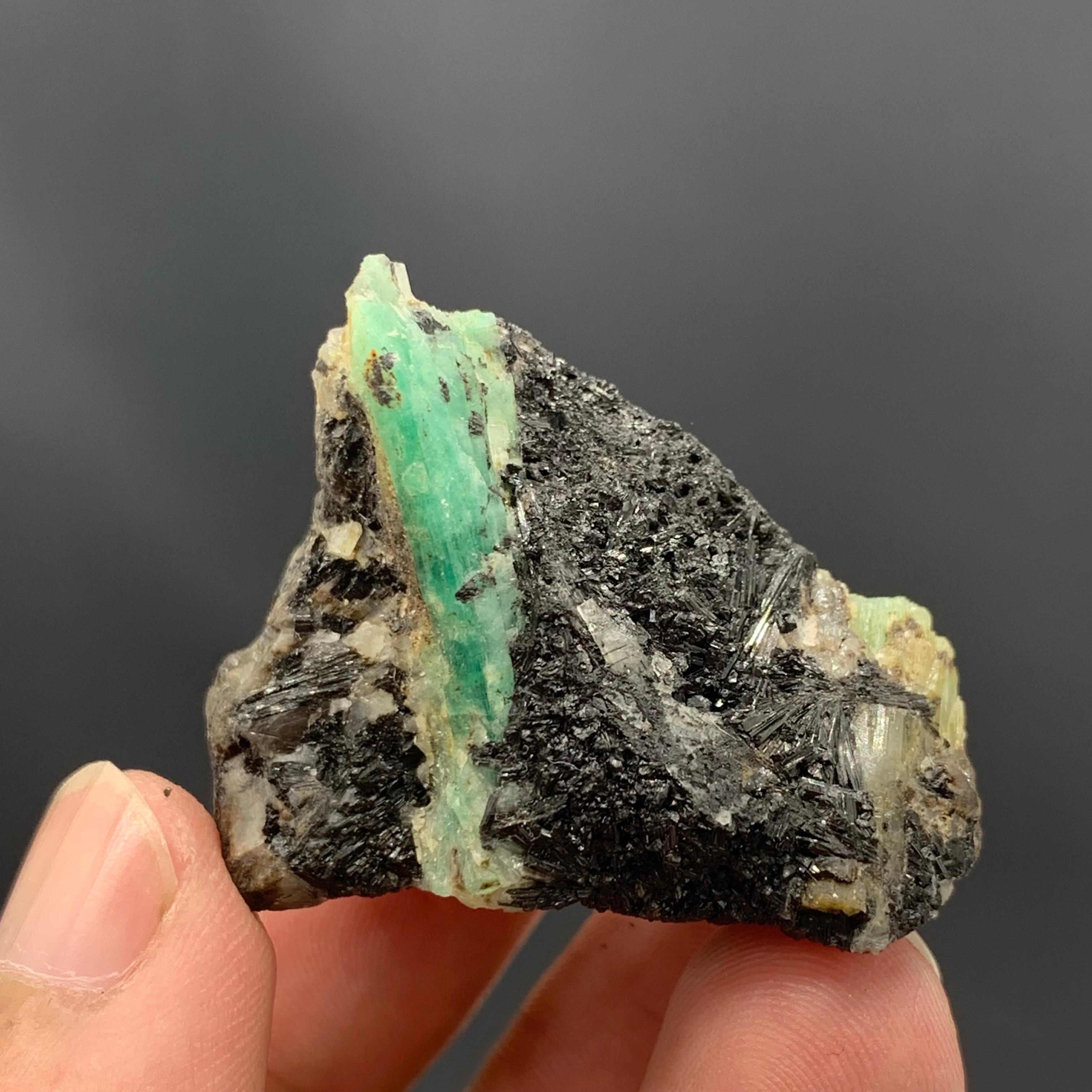 Rock Crystal 31.50 Gram Gorgeous Emerald Specimen From Chitral, Pakistan  For Sale