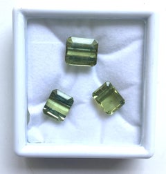 Tourmaline verte de 31,58 carats, taille octa, pierre précieuse naturelle de première qualité