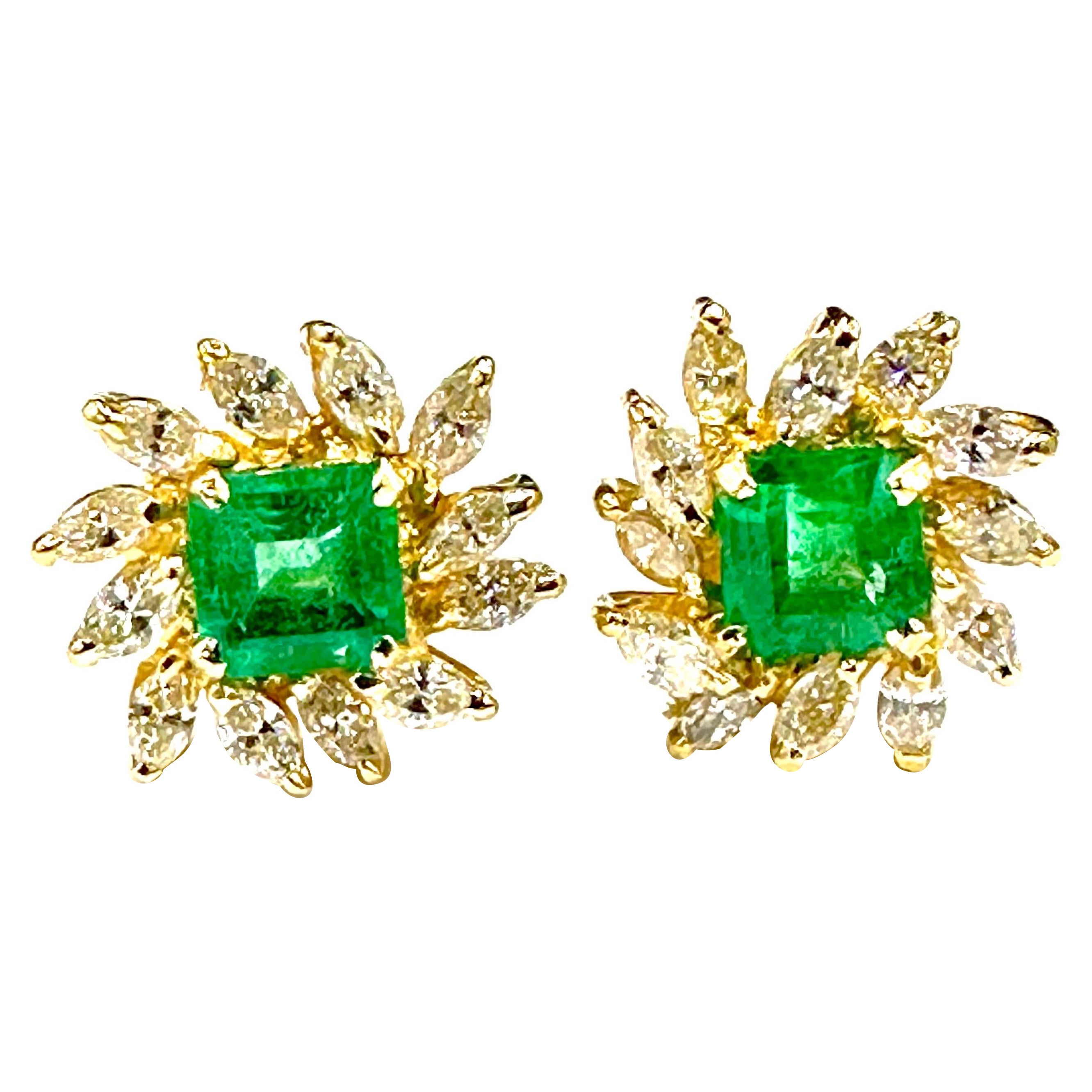 Orecchini con smeraldo da 3,16 carati e diamante marquise da 1,20 carati in 18k